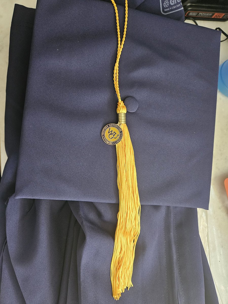 Got half of my capstone completed and passed. And, my cap & gown arrived today!! Bachelor of Science, Accounting #WGU #Graduation2023
#ItsHappening