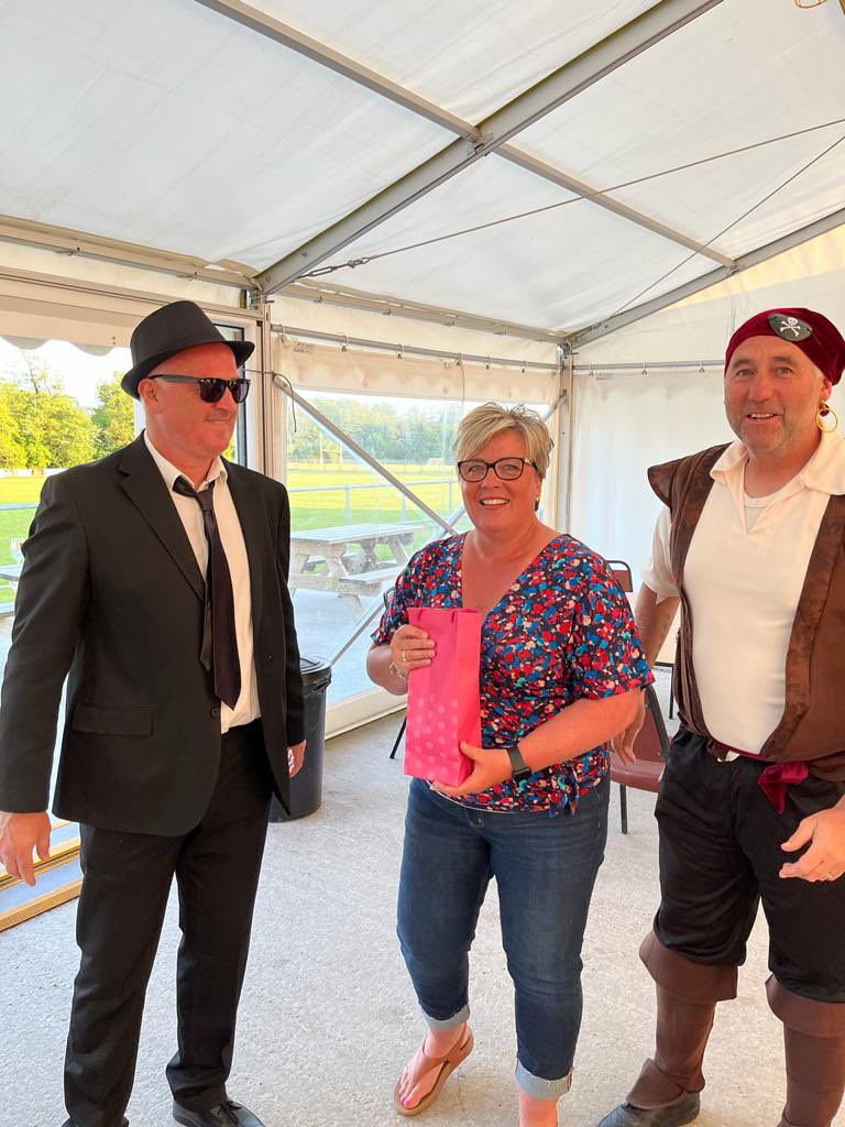 Heather Rees. The better half of <a href="/tbr1970/">Barry Rees</a>. The boys are very lucky to have you on their side. Diolch Heather 🔵🏉🐗