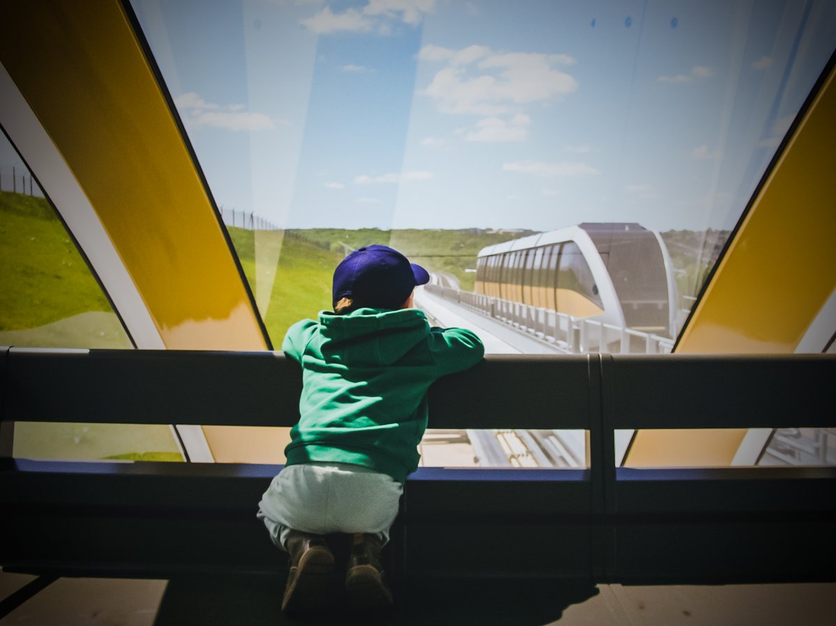 After more than 5 years helping deliver the #LutonDART, a very excited little boy got see what 'builder man' daddy chose for a career...

bit.ly/41BbRIB

Hope I inspire the next generation of #CivilEngineers!

#thisiscivilengineering #inspirethefuture #WeAreArup