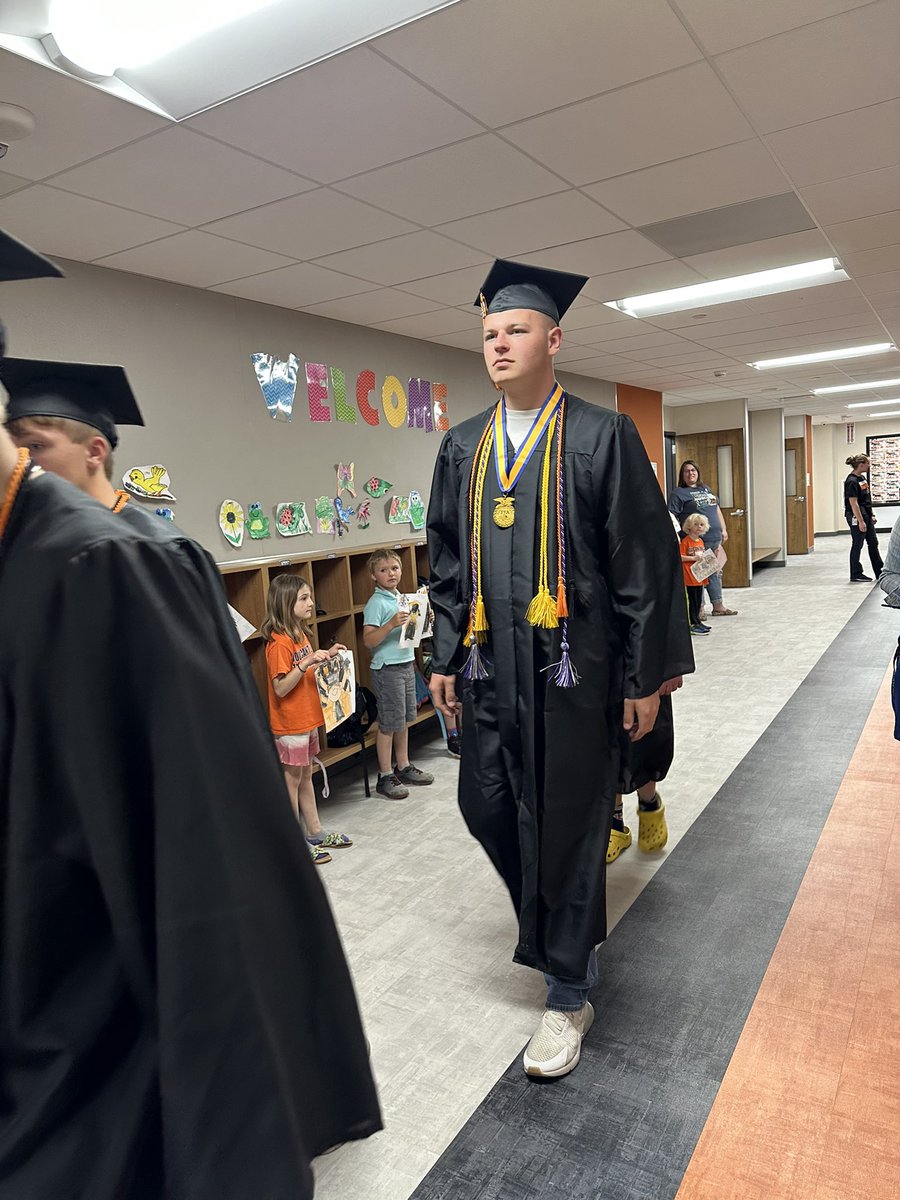 Today our senior walked the halls of the elementary for the last time.  Then they read a story to the kindergarten students, wrote a note in the book, signed it and gave the book to one of the students.  Good Luck Class of 2023.  #reedsvillesd