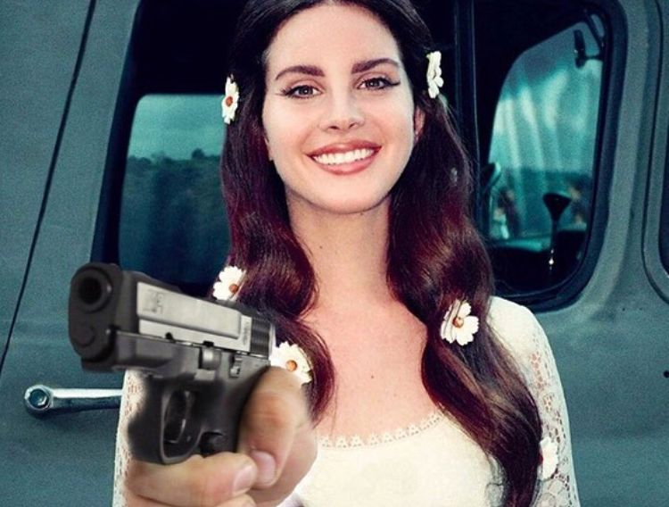 pablocervanttes's tweet photo. SI TENGO QUE AGARRARME DE LAS GREÑAS CON MIL JOTOS DEPRESIVOS POR UN BOLETO DE LANA DEL REY, LO HARÉ https://t.co/RfIwUyjrg0