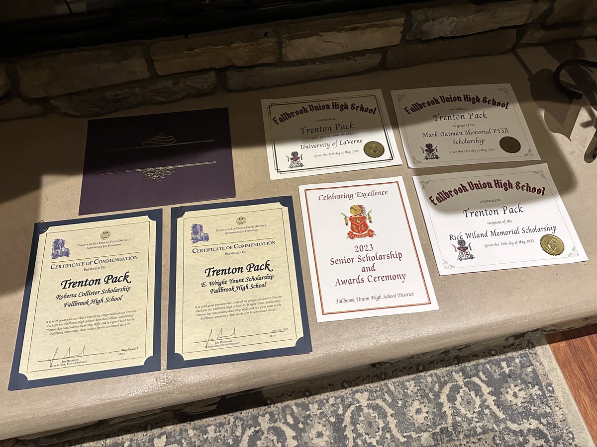 Senior Award Ceremony! Huge thanks to my parents for being majorly supportive and a special thankyou to sponsors and scholarship givers. Looking forward to giving back throughout my career! Much love to the families and community of Fallbrook. #GOWARRIORS ❤️