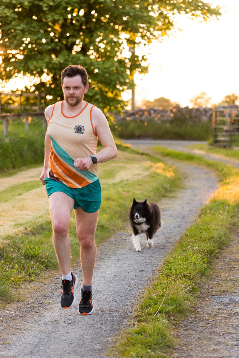 Pretty happy with my ensemble for this evenings run! Sade went with her usual black and white 😍

#irishmanrunningabroad