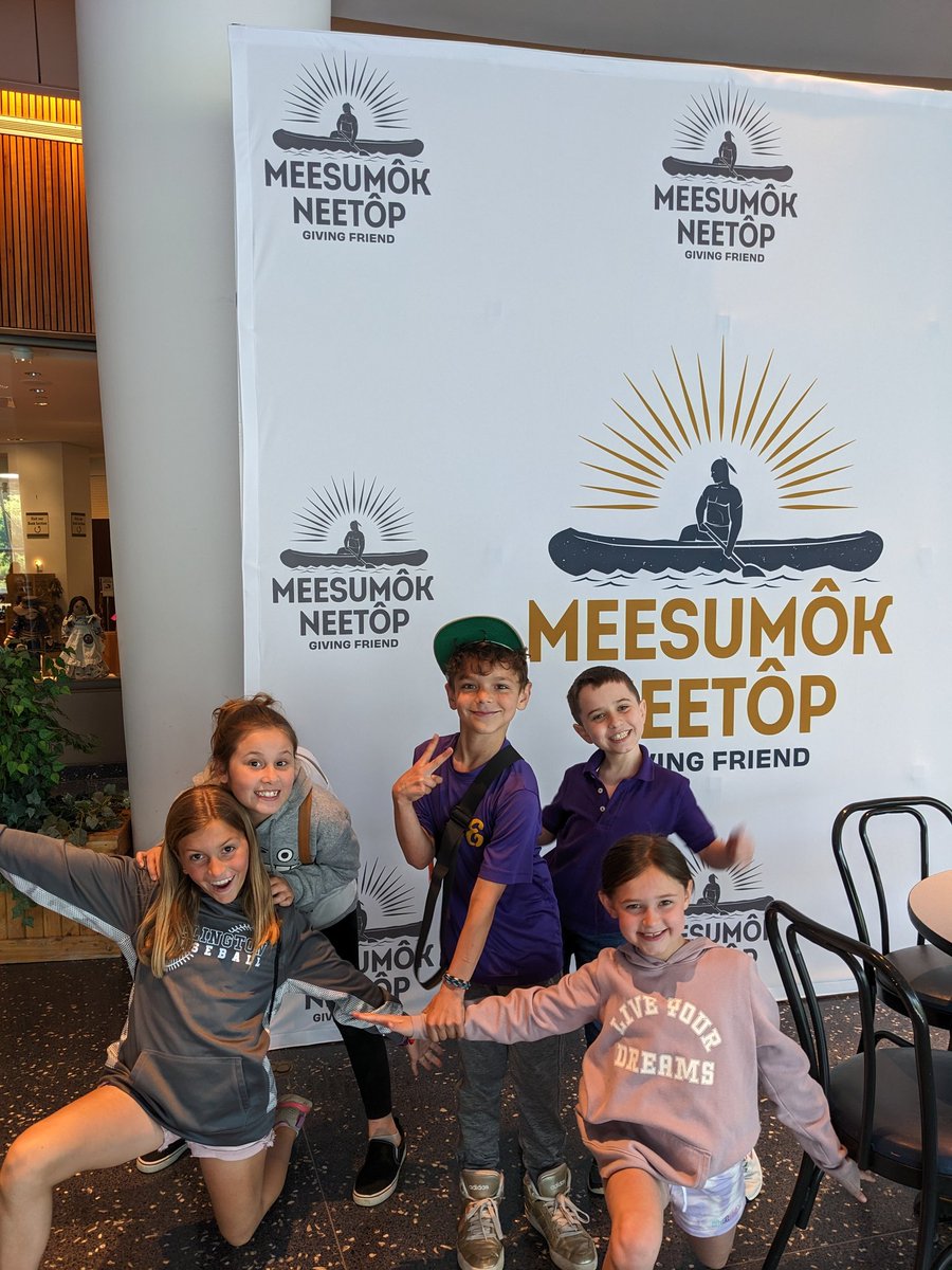 Mrs. Bennett tweet media