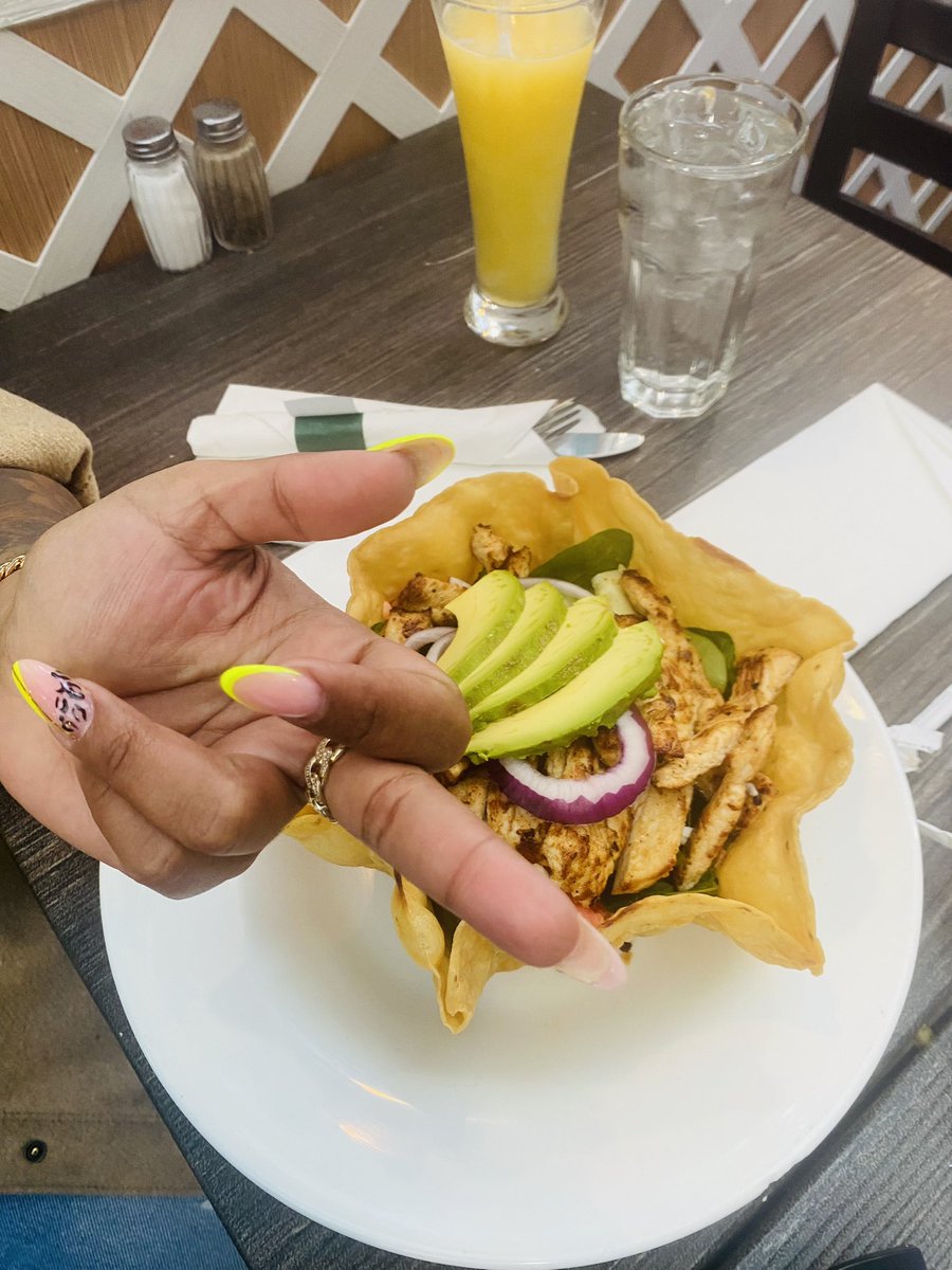 Chicken or Beef? #TacoSalad #EatWithGina