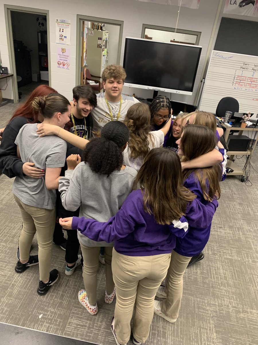 Thank you to everyone who supported and followed us this year! It’s been a great run! #4theH @MalePrincipal