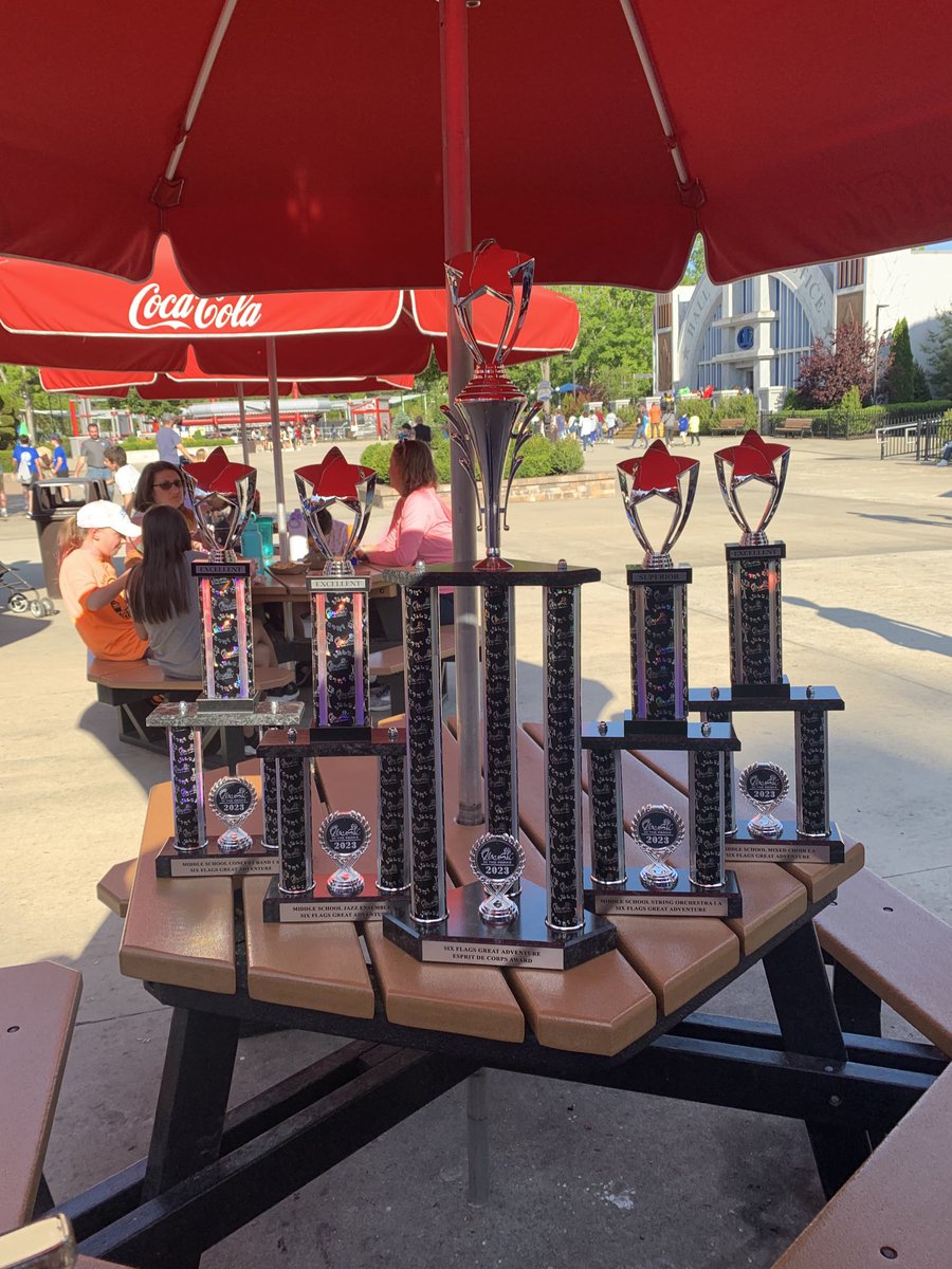 Catherine Savery tweet media