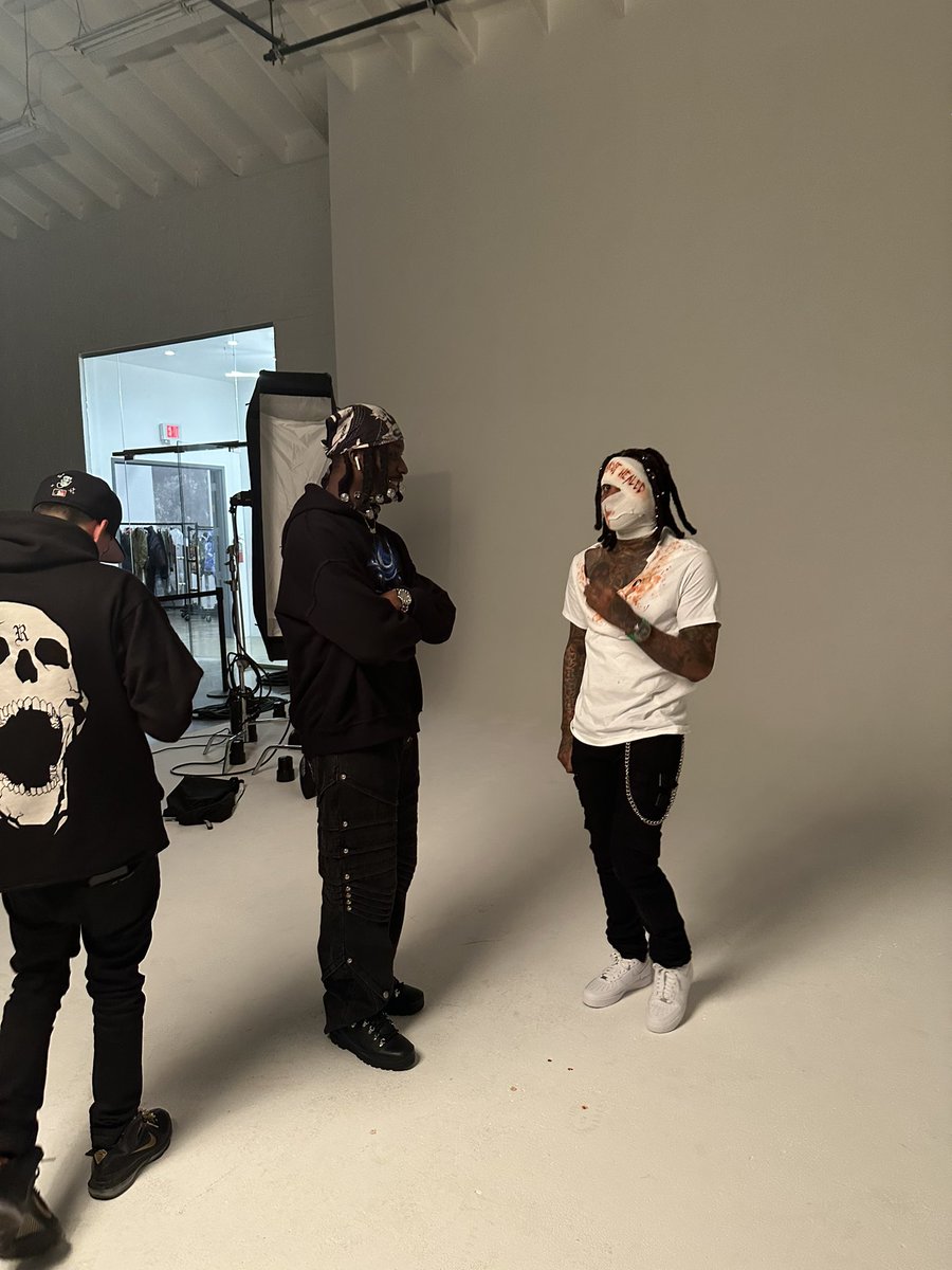 whoknowszay's tweet photo. . @lildurk Almost Healed The Album Out
Now. Cover Styled By Me Thank You To Everyone That Collaborated On This Whole Album Shoot.

Going #1 With Straight Positivity.. I Need Everyone To Support This Project A lot Of Hard Work Was Put Up #almosthealed https://t.co/LwdnopF8EH