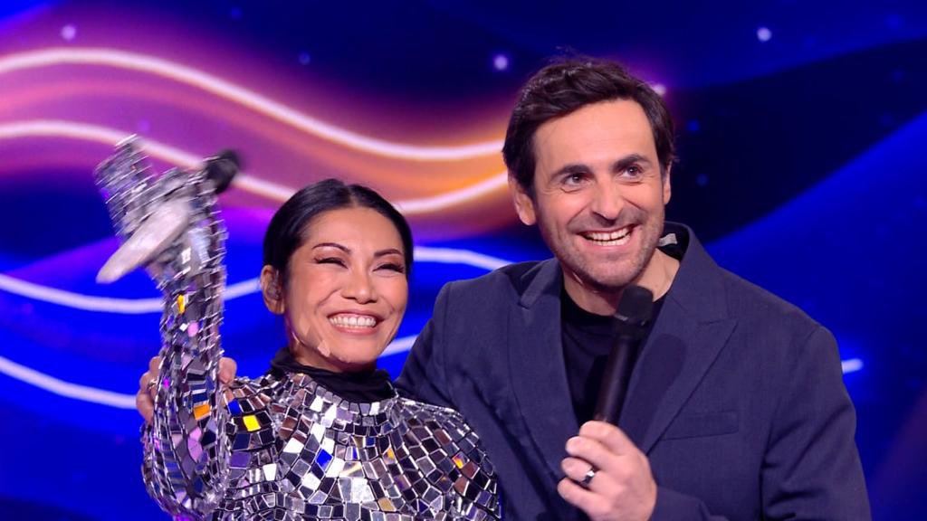 C’était hyper amusant d’être guest enquêtrice ce soir pour #MaskSinger Je lis vos messages et vous êtes tous des choux à la crème supplément chocolat et amandes ♥️♥️♥️♥️♥️♥️