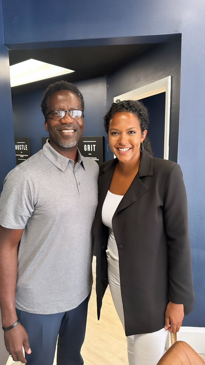 visionswithMo's tweet photo. Had the pleasure of meeting with these brilliant leaders today. We shared our experiences & strategies working with the top athletes in the world and what new age mental, emotional and professional support looks like for them. #loading #visionwithin https://t.co/yixbvV26eu