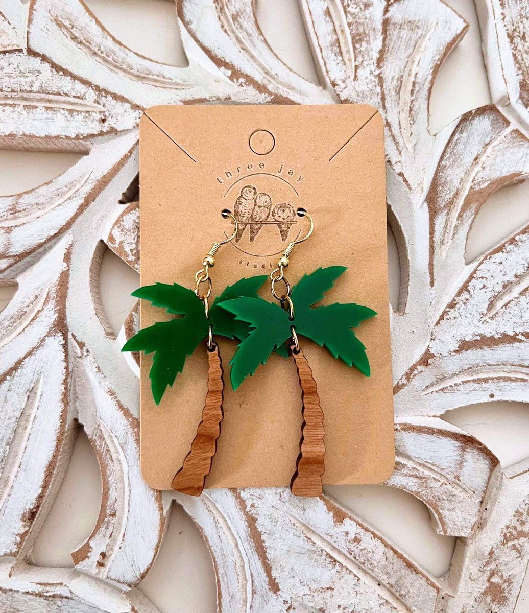 threejaystudios's tweet photo. Ready for summer! 🌴☀️

$14.00 *Free Domestic Shipping* 💛

https://t.co/bQDdMMnvOF

#handmade #handmadejewelry #summervibes #summerfun #summer

https://t.co/wiDbAXfiMY https://t.co/F85cGBSF79