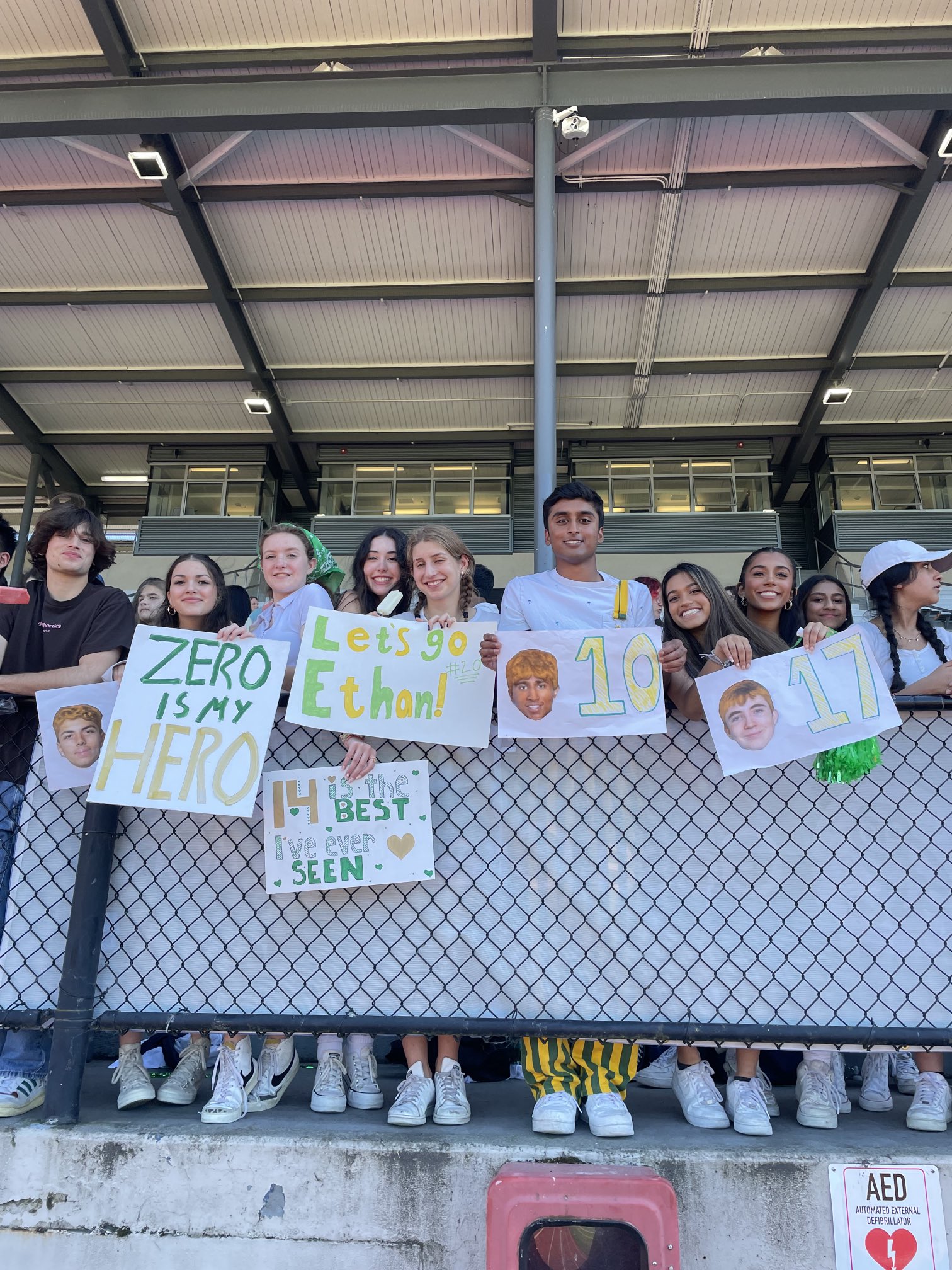Overlake Athletics (owlsnews) / Twitter