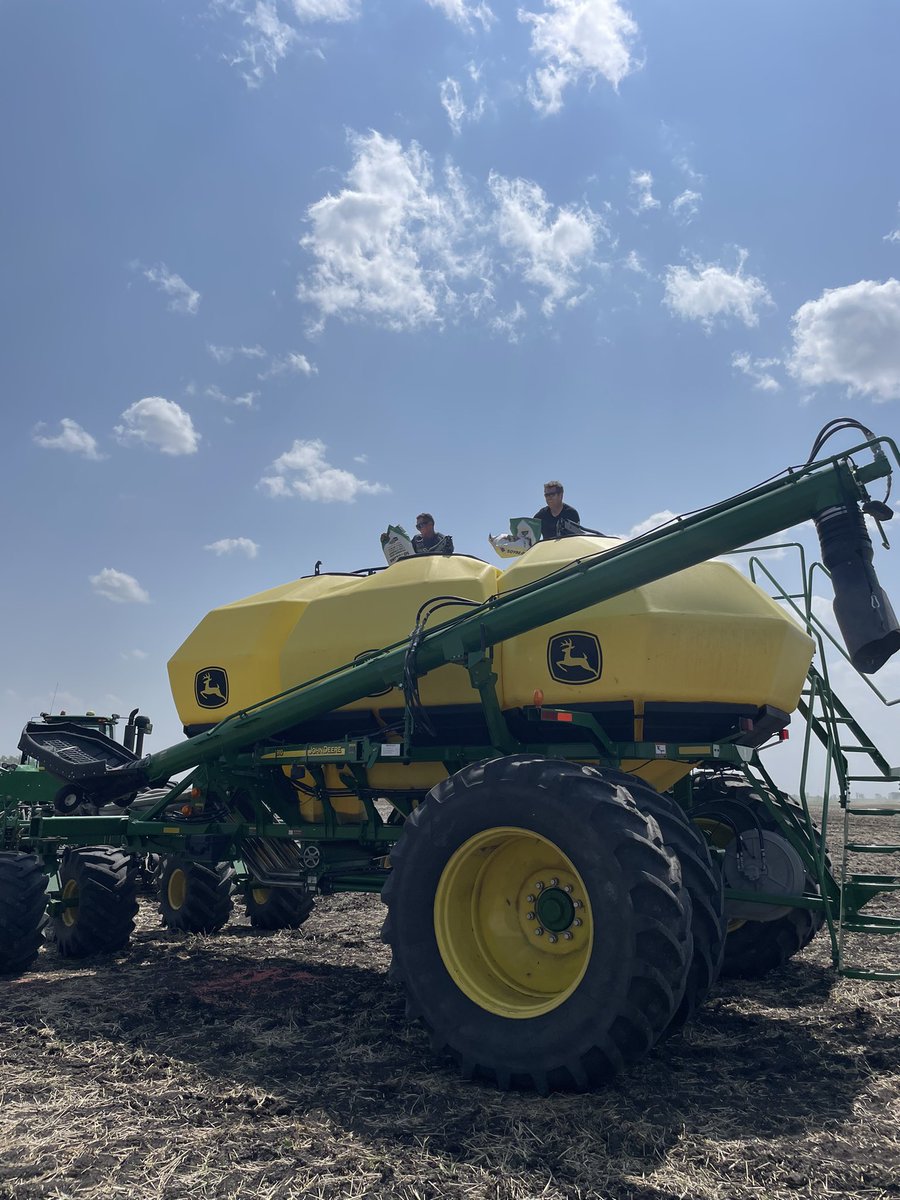 Thunder soybean plot day today!! Big thanks to our friends <a href="/thunder_seed/">Thunder Seed</a> <a href="/askin_jeff/">Jeff Askin</a> <a href="/RayAskin/">Ray Askin</a> for putting some seed in the ground, despite the crazy winds today! We can’t wait to tour ya through this summer 🌱