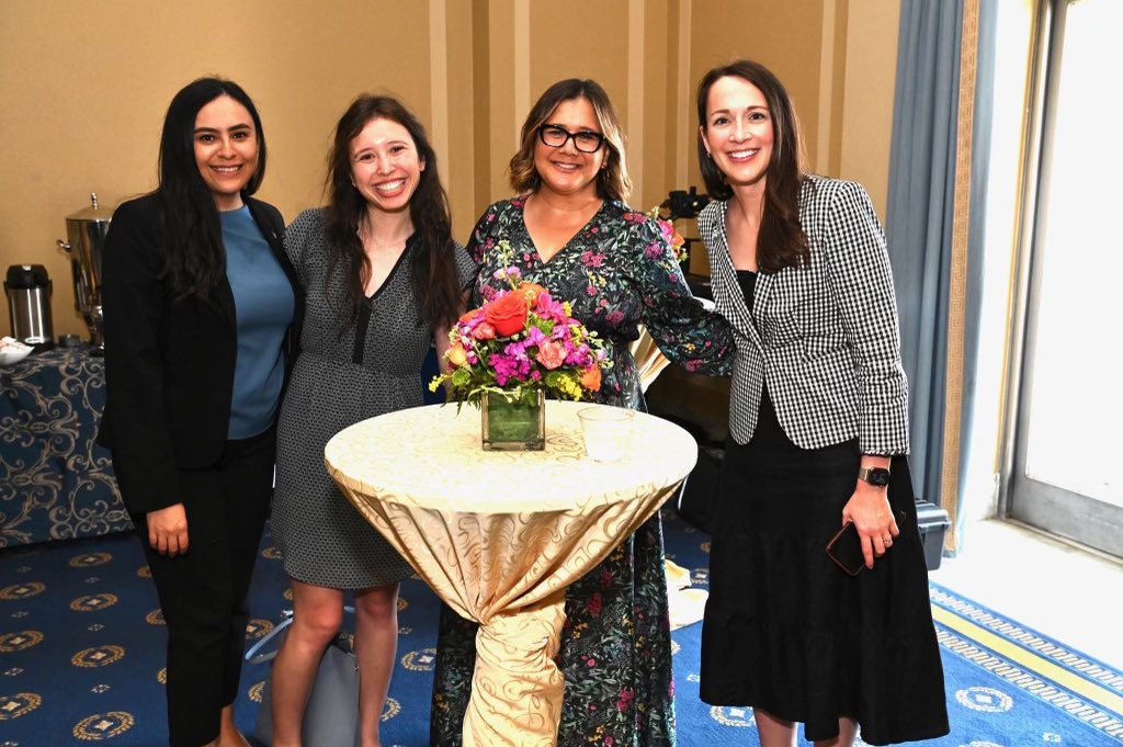 Happy to be in DC this week to continue the conversation about the importance of Latino representation/inclusion in media and entertainment.  Thank you <a href="/HHFoundation/">Hispanic Heritage Foundation</a> for inviting me to the table.