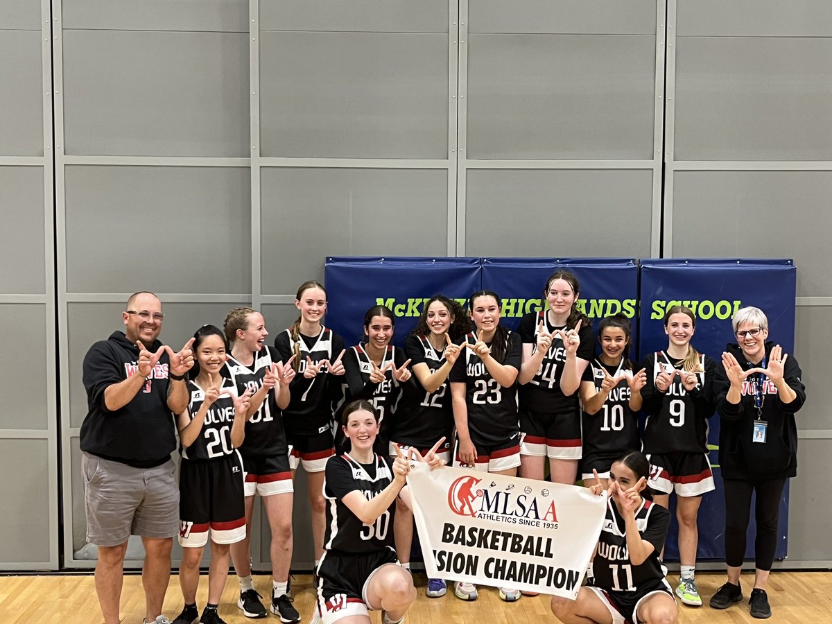 ShanzBP's tweet photo. And in the free time she finds, she plays basketball-Senior Girls Divisional Champs!!! Good job ladies!
@EcoleWoodman https://t.co/yTu1M4MUrx