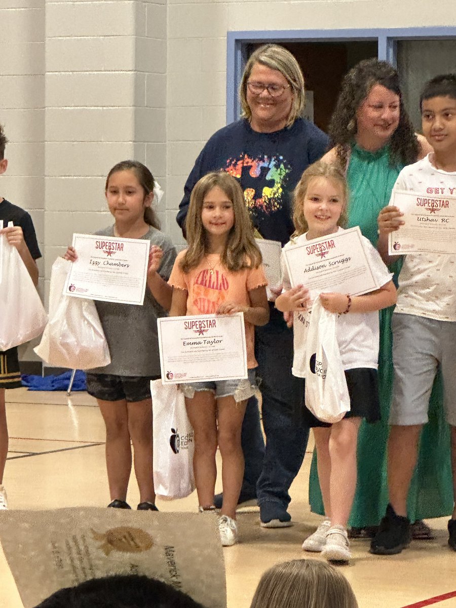 1Dmrstrimble's tweet photo. So proud of our Mavericks of the Year, Red and Black Superstars and Music award winners! @MKBMavs @coppellisdef https://t.co/y0i4yBarBT