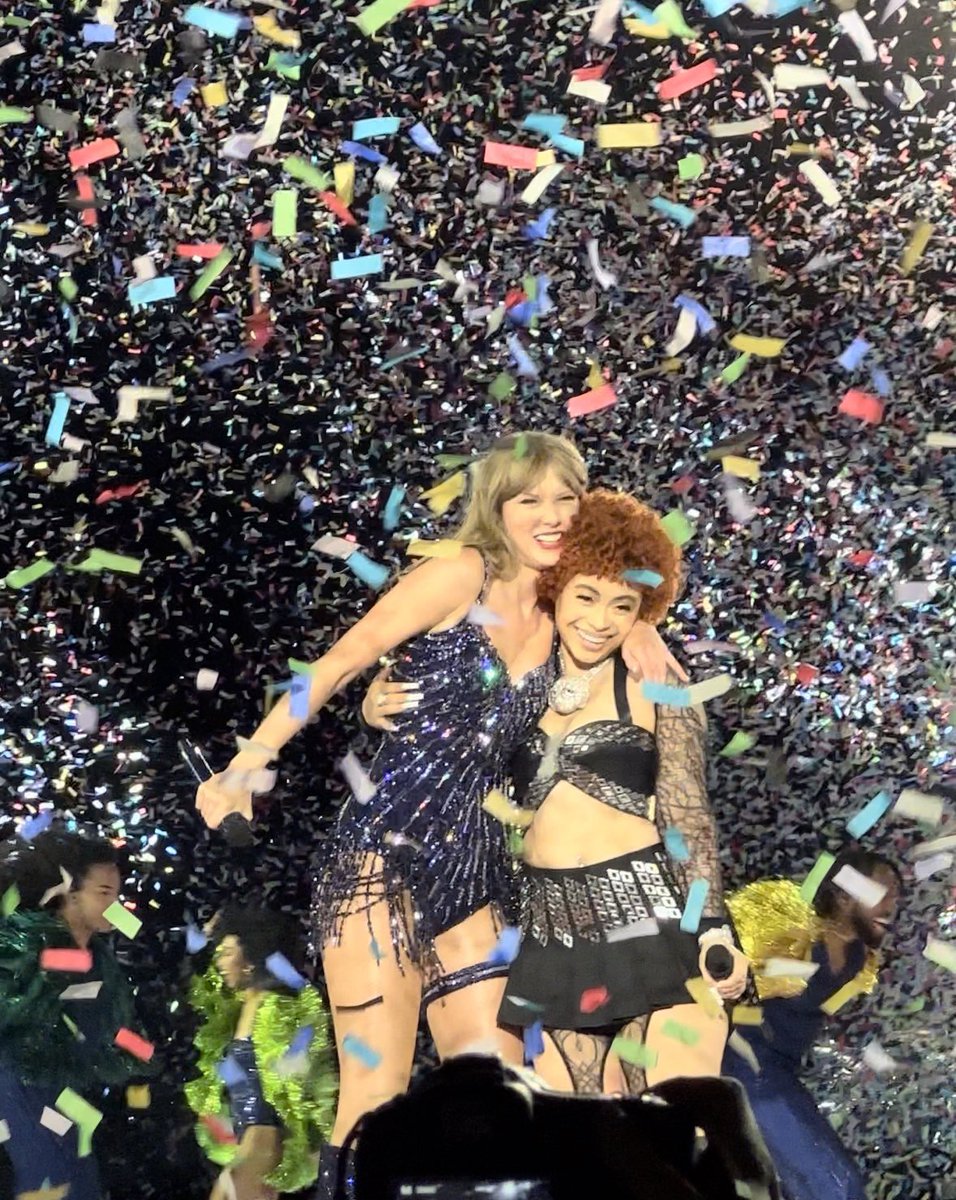 PopTingz's tweet photo. Taylor Swift and Ice Spice at the Eras tour. https://t.co/Xqj32B5jVC
