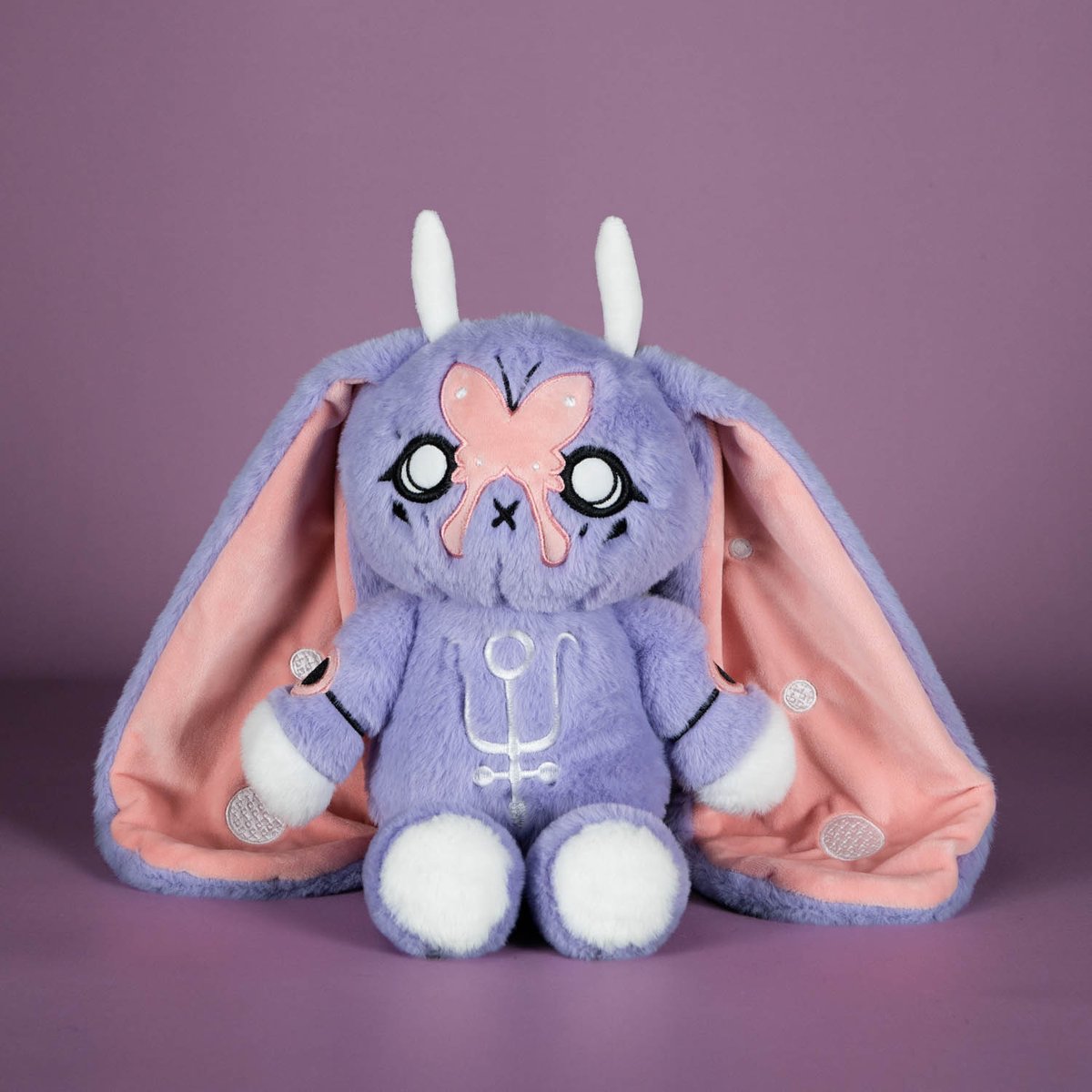 Lupus Rabbit Launches May 27th at 6:00 AM EST. If you sign up before then, you'll get a nifty launch day code in your e-mail upon launch. 🦋💕

mysterious.americanmcgee.com/products/plush…

#LupusAwarenessMonth #Lupus #SLE