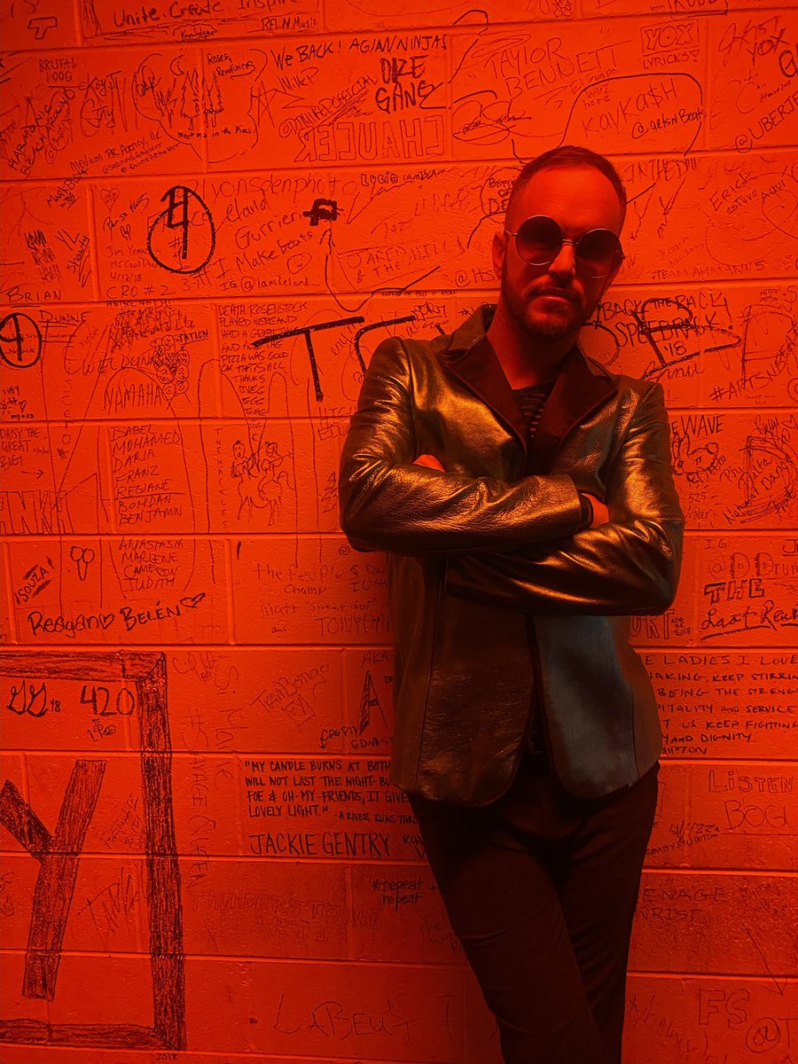 chrislhamblin's tweet image. #DCVibes