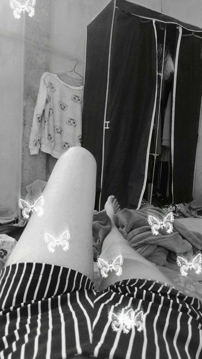 ห้องรก  มาจัดให้หน่อย🤭
จัดห้องนะ🤣