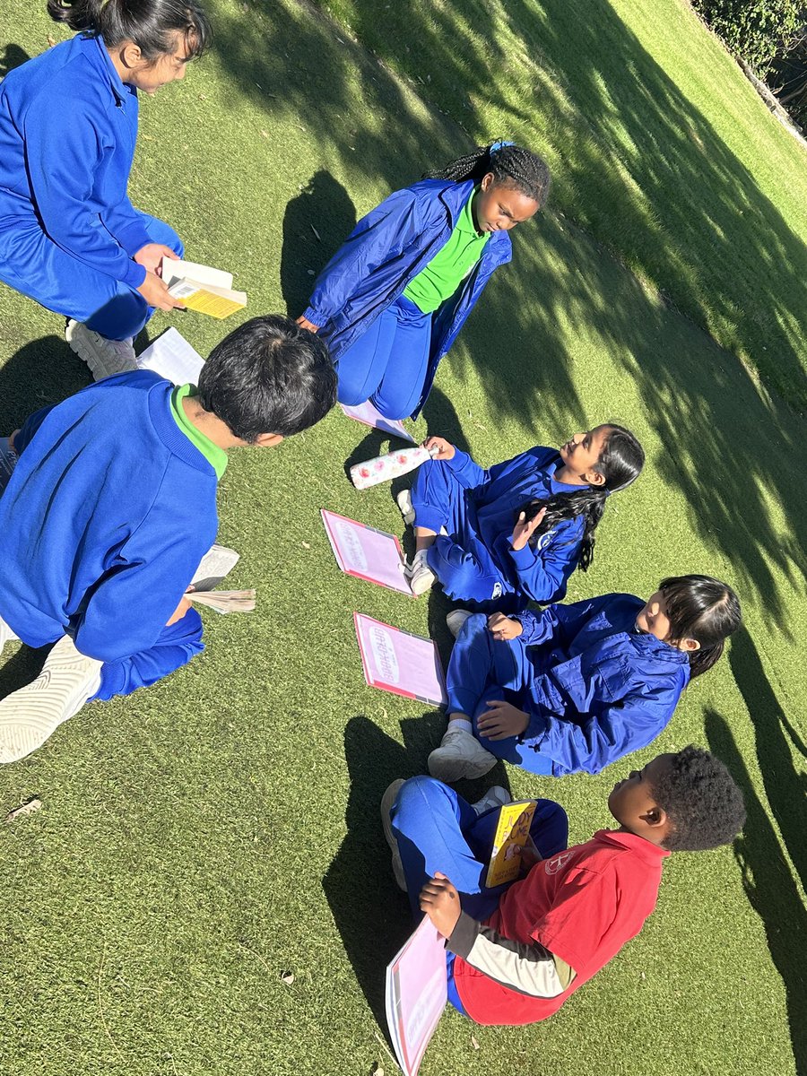 Eli_Crutto's tweet photo. 📕 Book Club 📕 in the glorious sunshine☀️ ! We’re loving reading, “Tales Of A Fourth Grade Nothing” by Judy Blume, and discussing it in our groups! #ololnoll #year4 @Blakey2308 @JosephineVivan1 @judyblume https://t.co/mQqMYPX17F