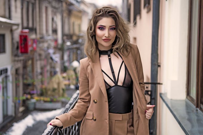 Drop your favorite emoji below. @RRaynbeauxFPage @heyholetsgo78 @henrydave32 @Thewjoe @WillBang4 @wanderer_x<a class="tags" href="/tag/rraynbeauxfpage">@rraynbeauxfpage</a>