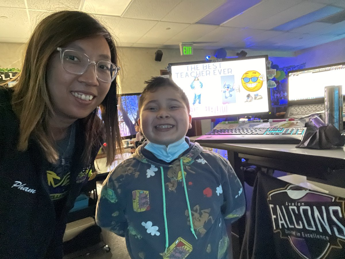 PhamilyByChance's tweet photo. This kiddo right here...like all my other kiddos has my heart. 💕 Made and shared a surprise presentation for me. #phamily #thebestjob @FalconsAvalon https://t.co/mcnNIdYPw4