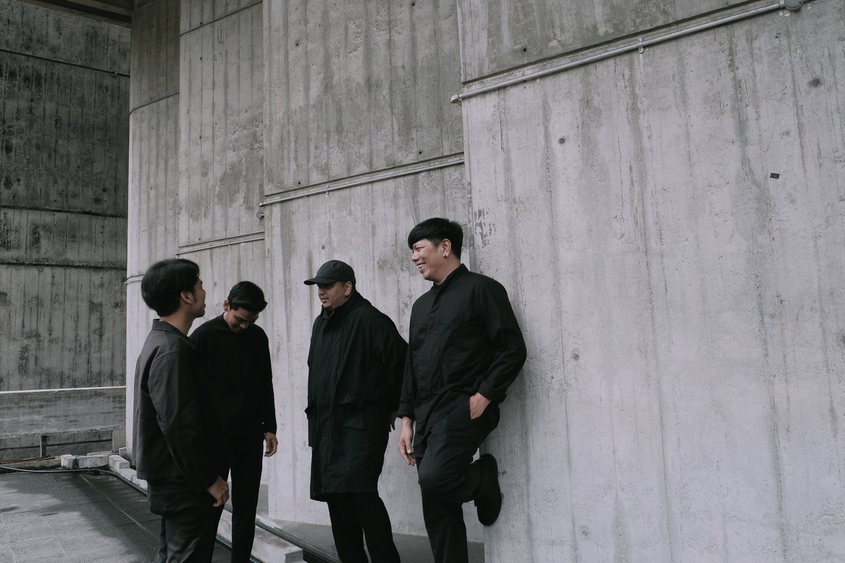 We're starting a new journey and have a few new songs in the making.  Catch us live at <a href="/tempatanfest/">Tempatan Fest</a> on June 4th sunday 10 pm, 2023! Can't wait to see you there. Stay tuned for more updates!  #UfukRaya #NewJourney #NewSong #TempatanFest #June4th2023

photo by amin dean