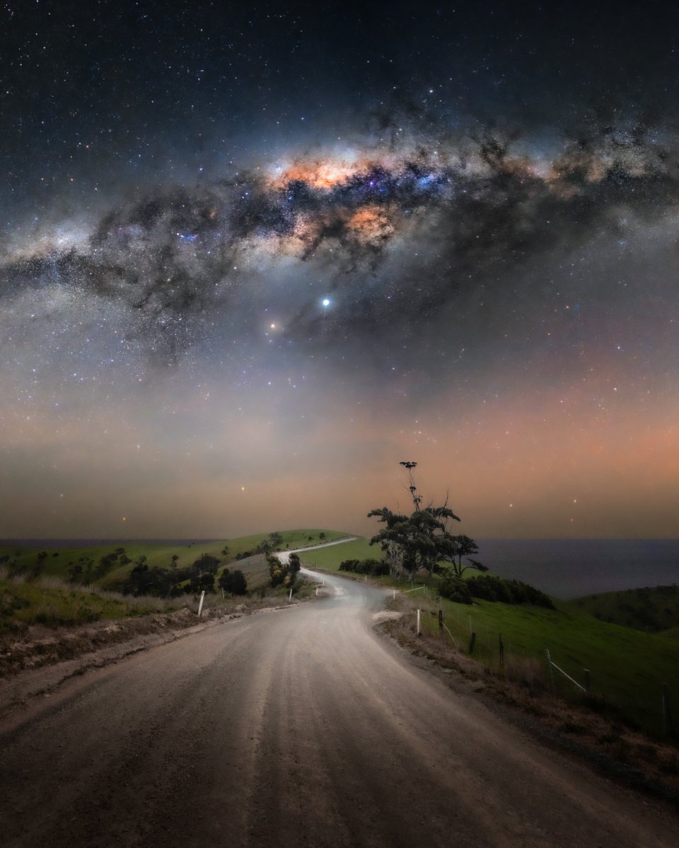blntpencil's tweet photo. Road to Space ✨ https://t.co/TRitebLzCu