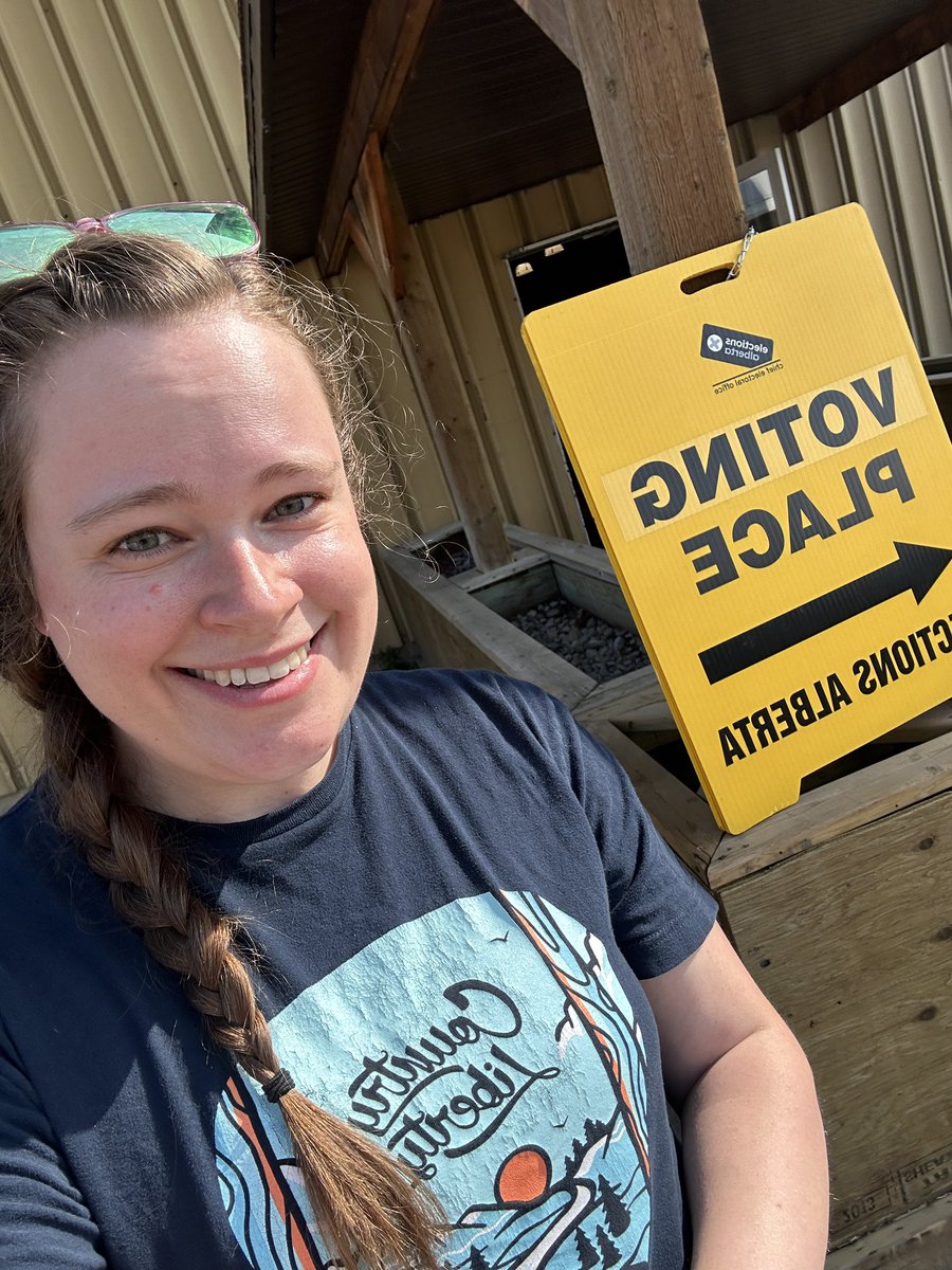 I hit up the advanced poles after work today! #vote #AlbertaElection2023