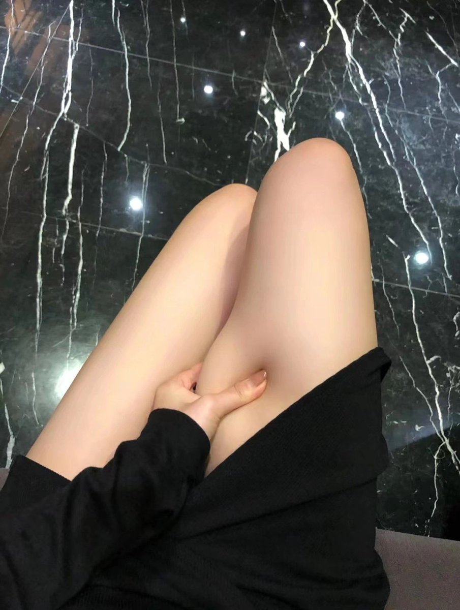 姉妹たちはゴルフをしますか?
コミュニケーションを取る人を探しています
そうしないと、100 ストロークのスコアが悪すぎます😂