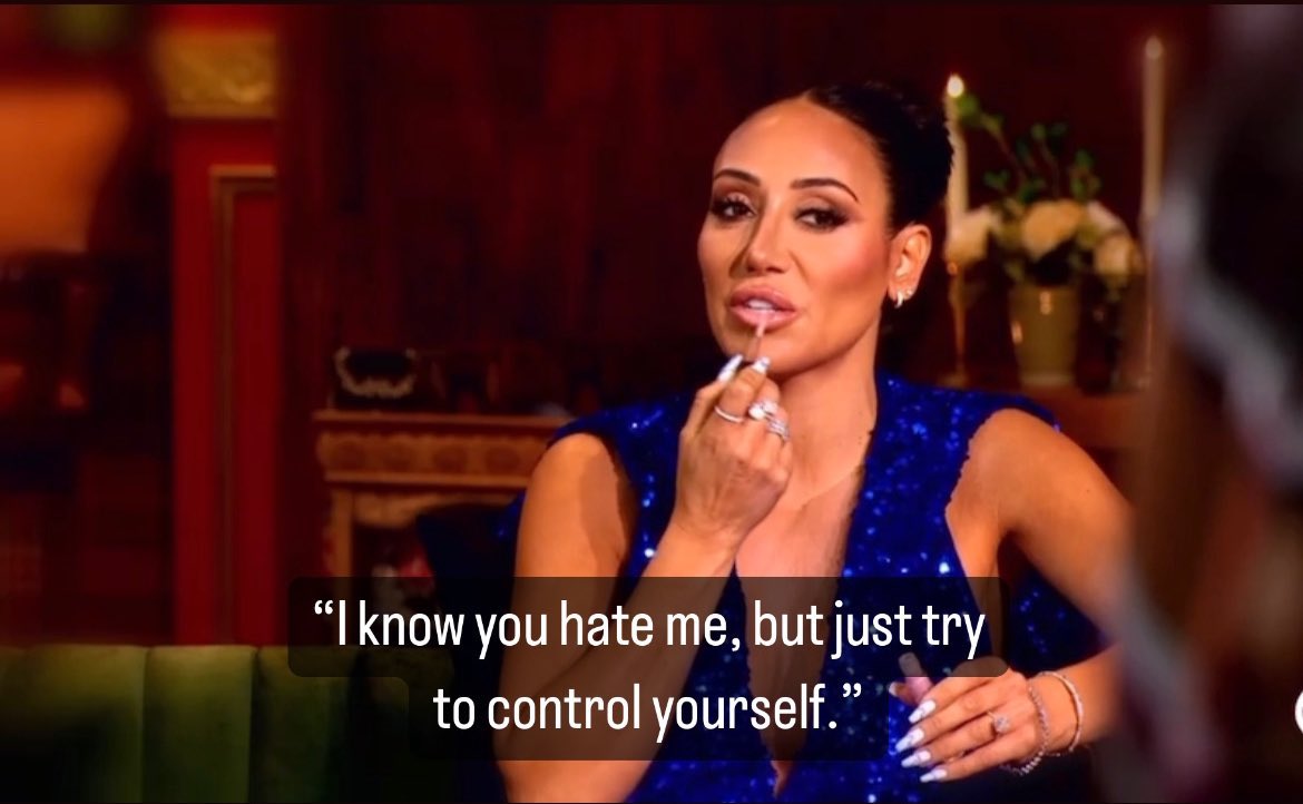 Going into my weekend as a #MELEGEND feels so GOOD! 

I’m on DISPLAY! #RHONJ