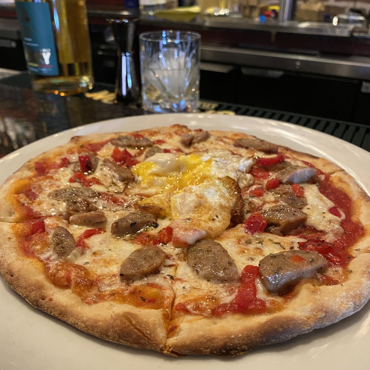 Grab your favorite pie and start this Memorial Day weekend off right!🤤🍕

#monisokc #scratchkitchen #scratchpizza #pizza #pizzapie #edmondok #edmondeats #okceats #eatlocal #italianfood #okcfoodies