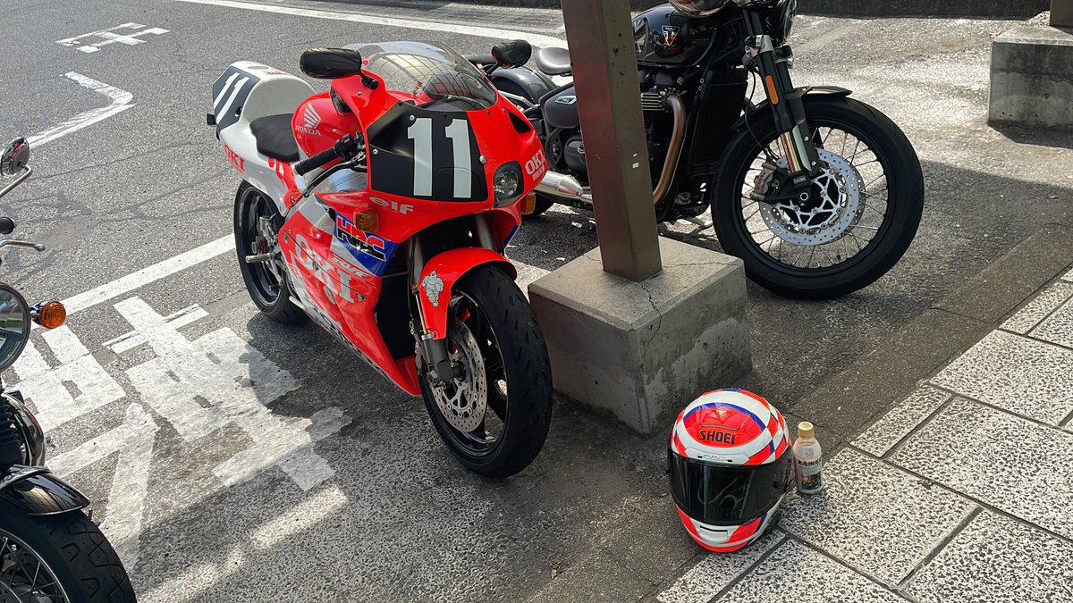HondaV4BikeFan's tweet image. #RC45
#OKIカラー
友人とバイク話ししてたら乗りたくなったので、近所をパトロール