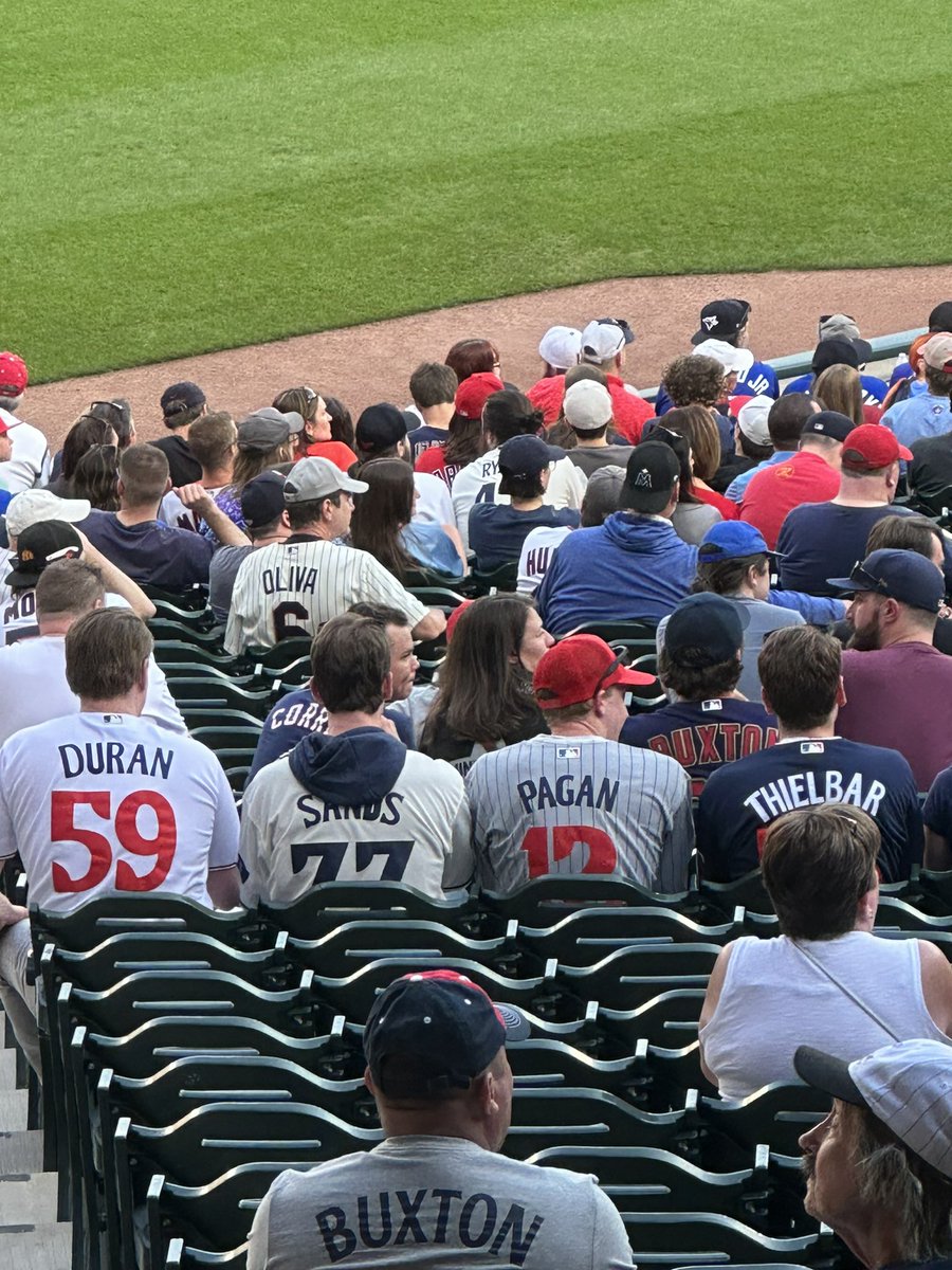 Pagan, Sands, and Thielbar (and Duran) all stitched jerseys.

Amazing dedication here #MNTwins fans.