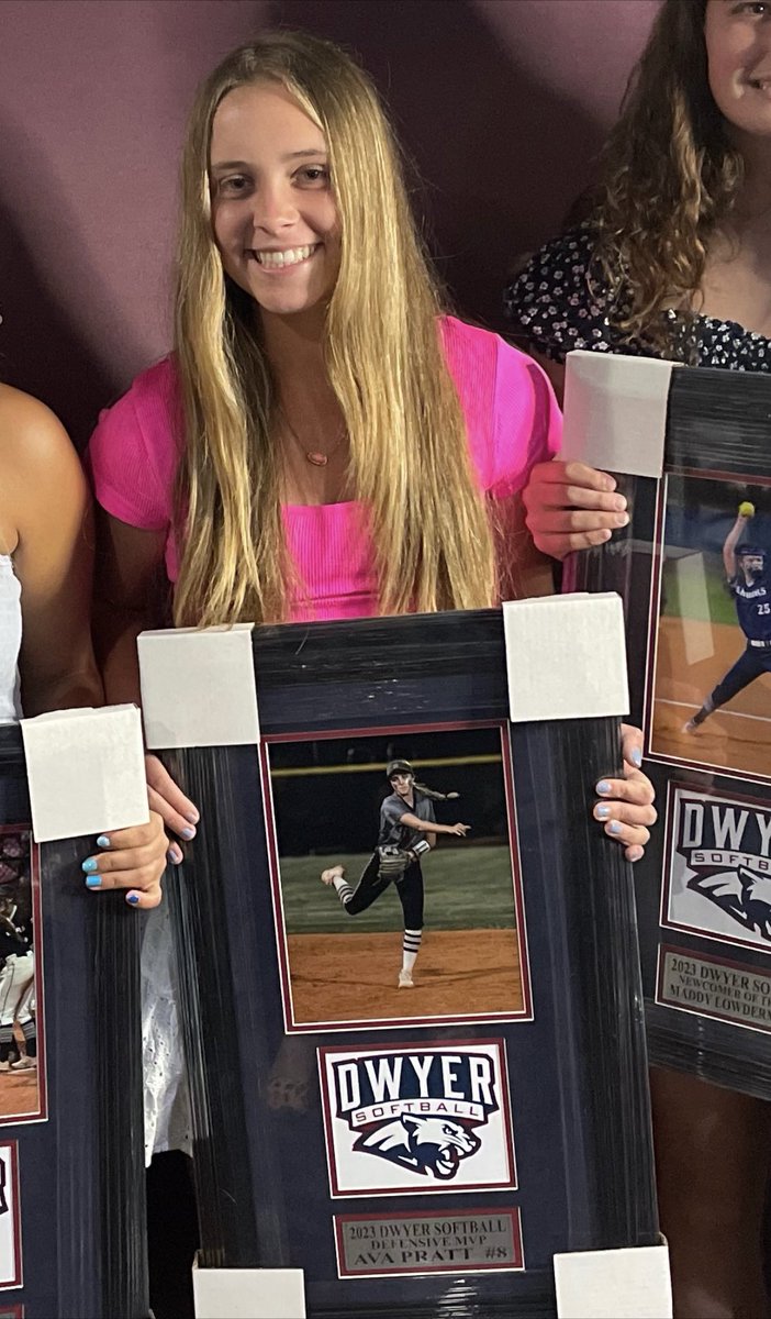 So proud of @Avapratt2026 receiving Defensive MVP for @DwyerHS Varsity Softball as a freshman! 🥎 💪 #Ballin #AuntieBrag