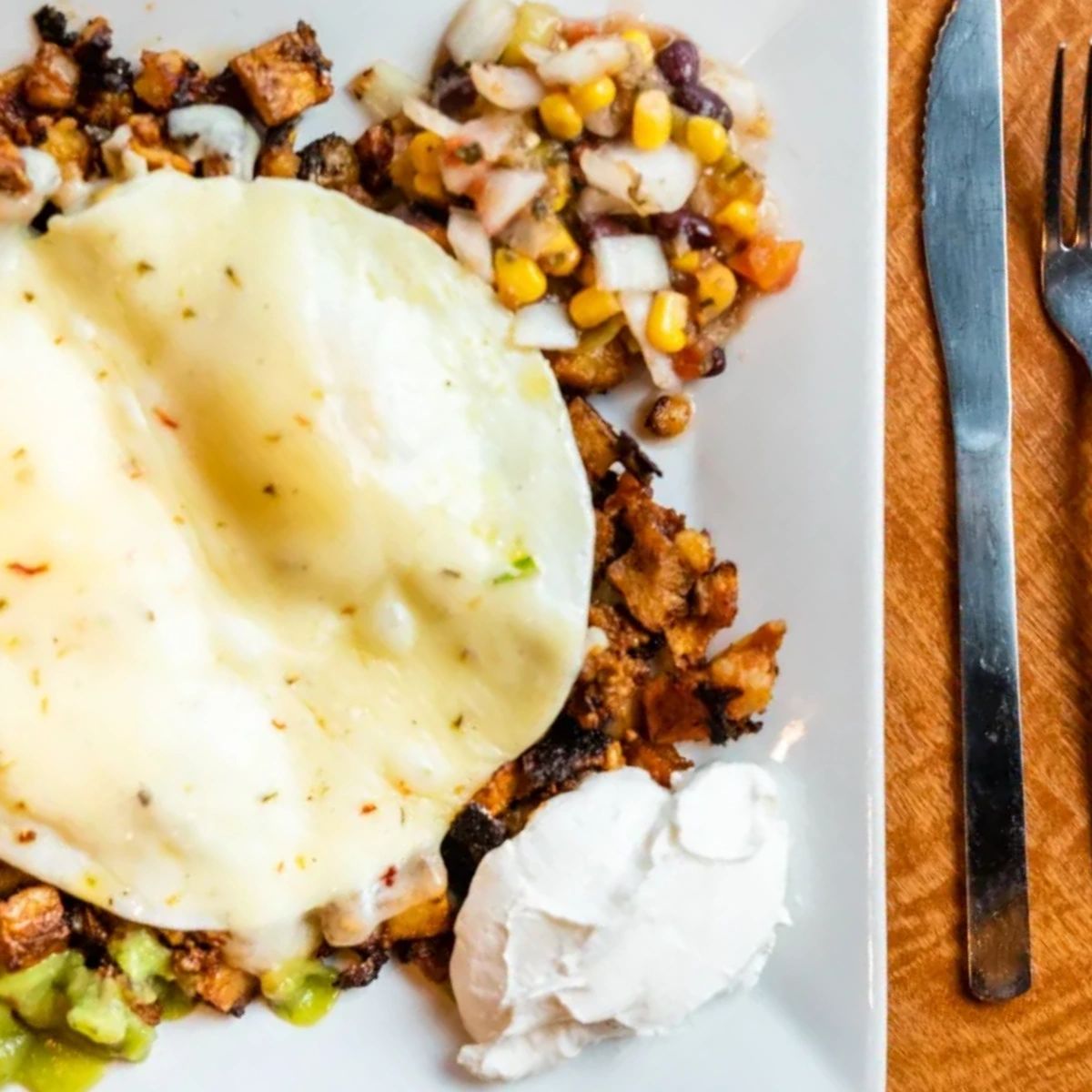 PatsEatery's tweet photo. Sometimes you just need to sit down and hash out the important things in life. For instance, why aren't you enjoying a southwest chorizo hash platter at Pat's Eatery right now? https://t.co/h9kuumkSCp