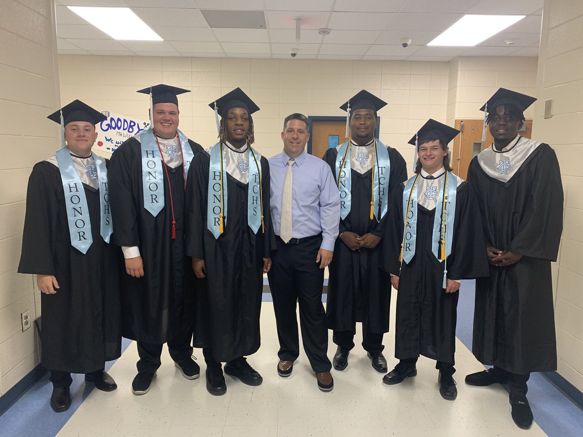Special group of young men right here! Congratulations Class of 2023!!! Amazing accomplishments on and off the field this year! Love y’all