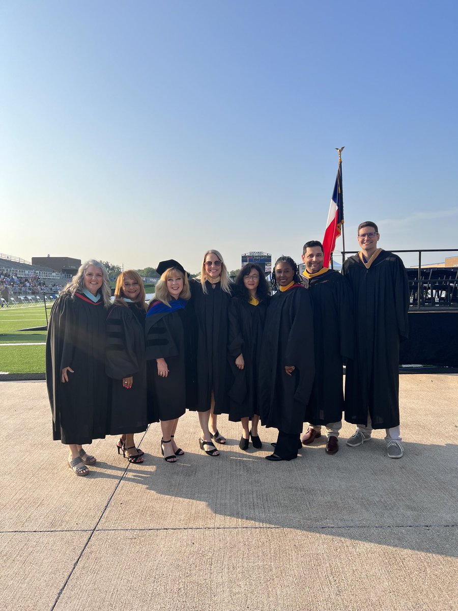 FBISDSupe's tweet photo. Clements High School graduation is a wrap! Over 600 graduates earned diplomas onto their next step toward a bright future. Congrats Principal Schillingburg and staff! Fort Bend ISD and this Supt are very proud of you! https://t.co/RRY6TV42jI