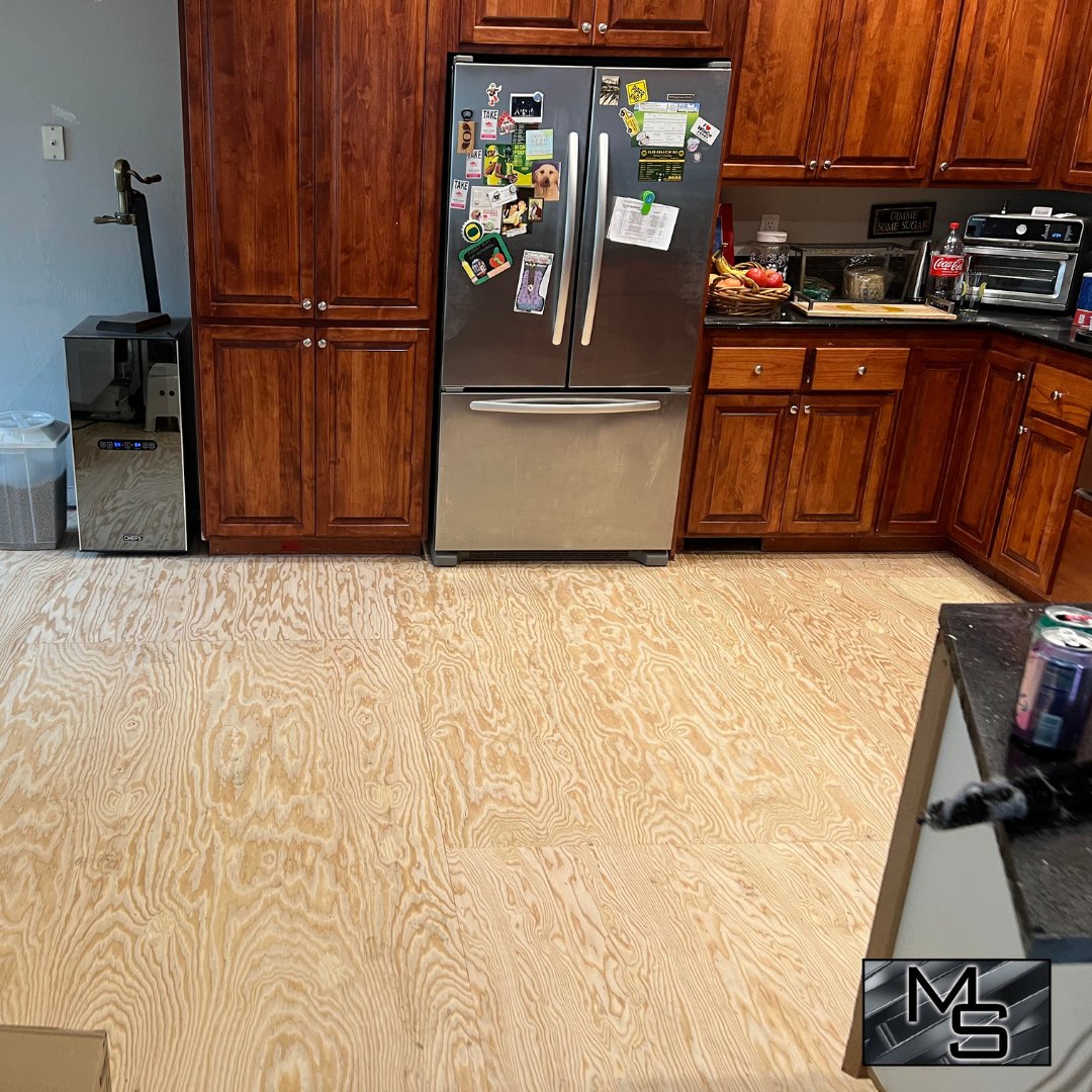 mcontractorllc's tweet photo. Check out this gorgeous kitchen transformation we recently completed in #EugeneOregon! Swipe to see the before. 👉
Locally owned and operated general contracting company in #SpringfieldOregon. Licensed, bonded, &amp; insured! CCB# 223172

#kitcheninspo #kitchenremodel https://t.co/XvjQAIN8B9