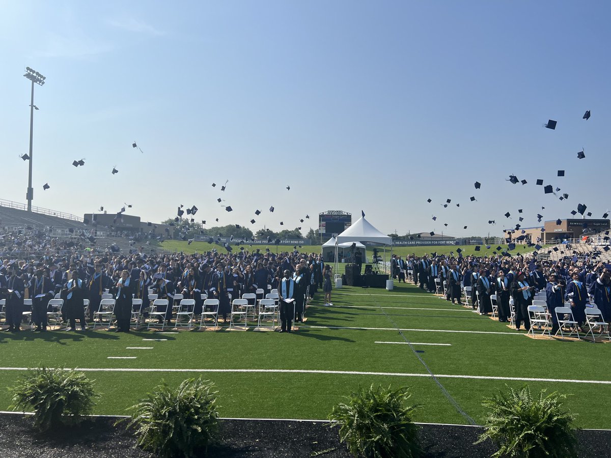 FBISDSupe's tweet photo. Clements High School graduation is a wrap! Over 600 graduates earned diplomas onto their next step toward a bright future. Congrats Principal Schillingburg and staff! Fort Bend ISD and this Supt are very proud of you! https://t.co/RRY6TV42jI
