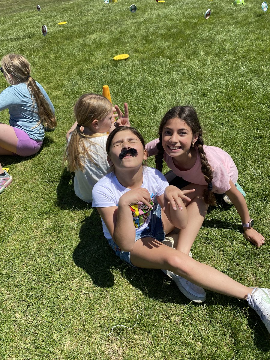 Ms. Snell tweet media