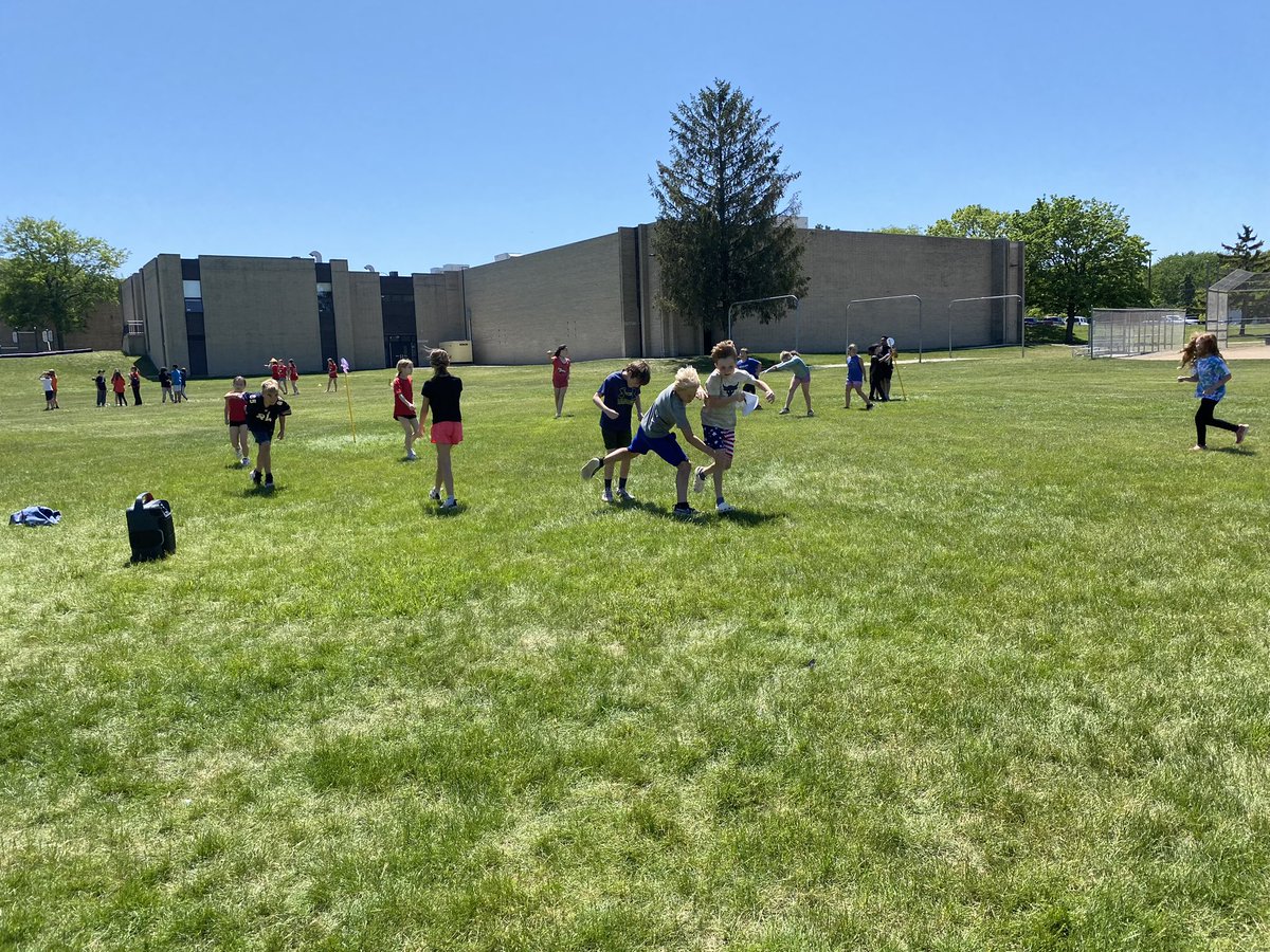 Ms. Snell tweet media