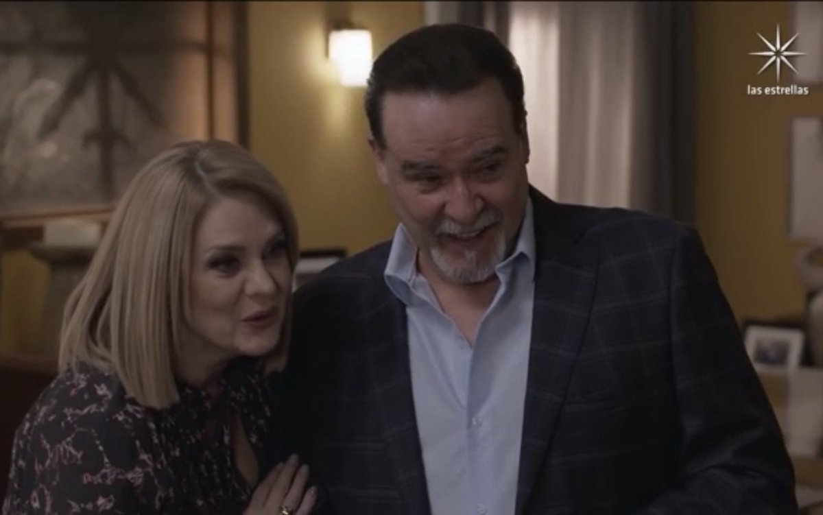 carolinemedx's tweet photo. ❤️😍 #Hectela
#PerdonaNuestrosPecados #TeamEstela https://t.co/QOxCKq6TrF