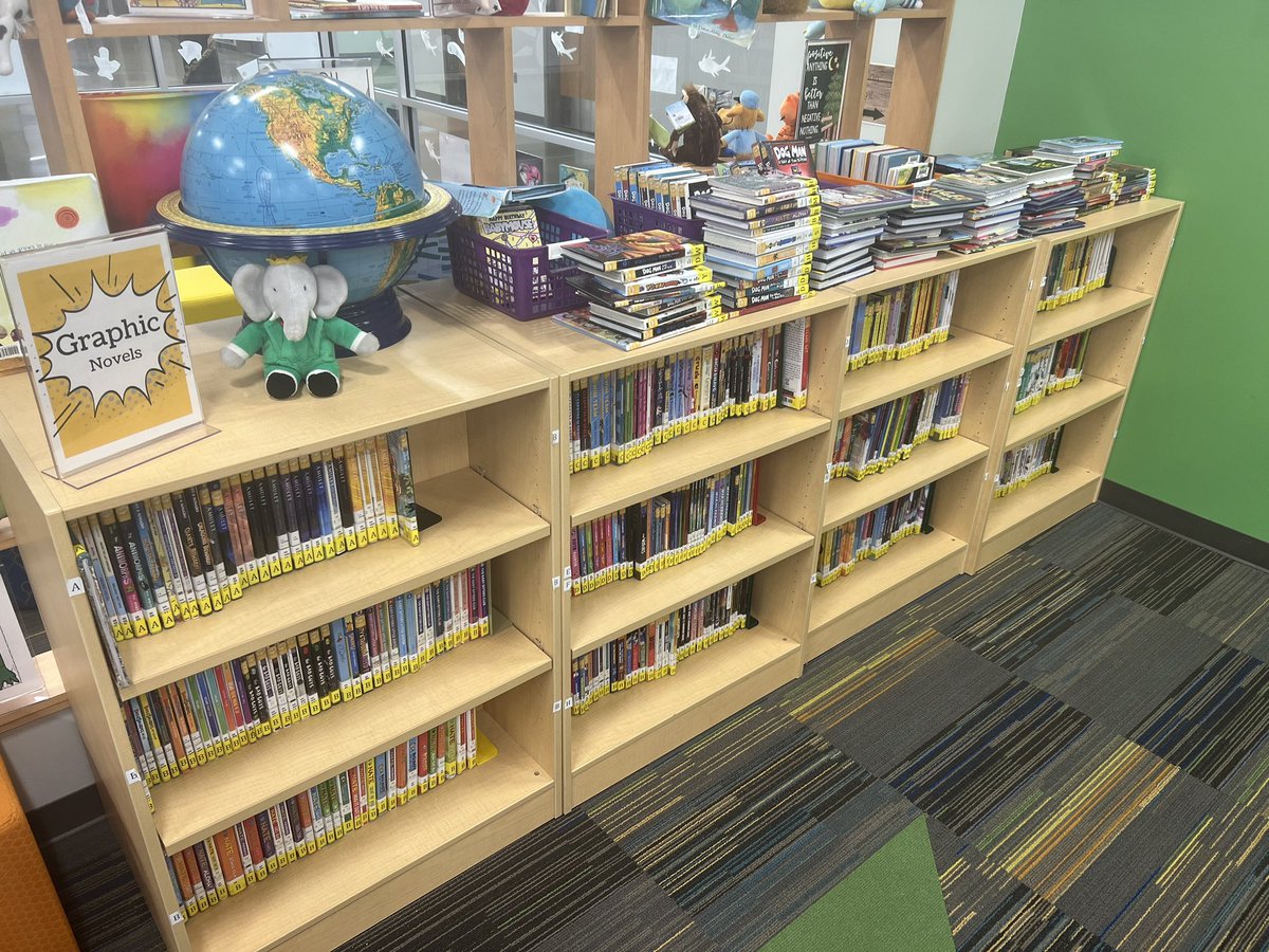 Ace_Librarian7's tweet image. What I have figured out this week—I DEFINITELY need more Graphic Novel shelving space. Because they all came back in and I have no more room 🤣

That’s what my June work days will be for 😉 #ALLibraries #TCSLibrarySquad #TuscaloosaReads