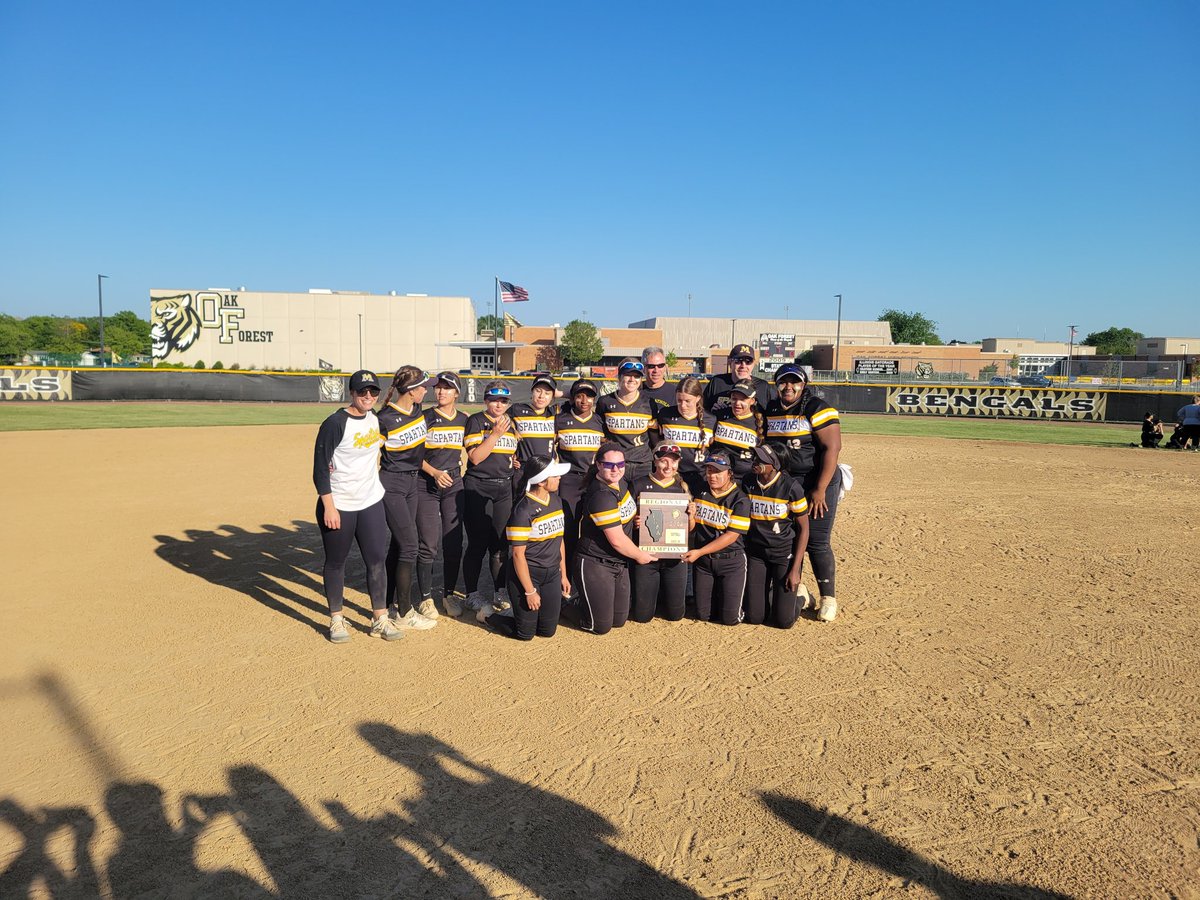 KaydenPorter6's tweet image. Love this group of girls! Just like home, it's been a good year so far! More ball to play! Let's go Spartans!