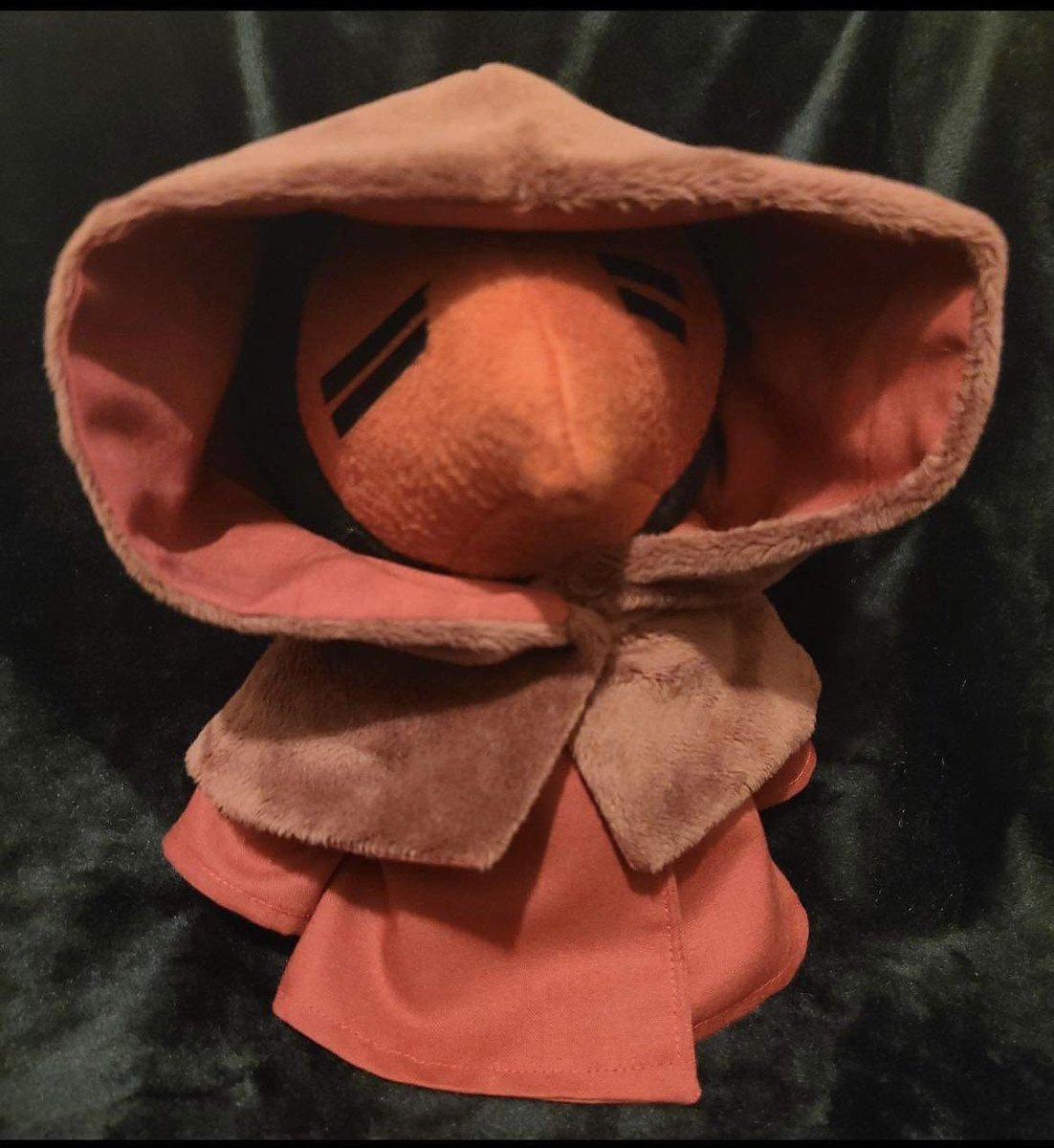TotRcast's tweet photo. It is 24 days till our campaign 1 finale… and it’s time for a GIVEAWAY! 

Have you ever wanted to hug the Auburn Celestial? NOW YOU CAN! 

Win this exclusive, custom made Auburn plush and take him on all your adventures! 

#giveaway #totr #supportindiepodcasts 

HOW TO ENTER ⬇️ https://t.co/IV5qIvdooL