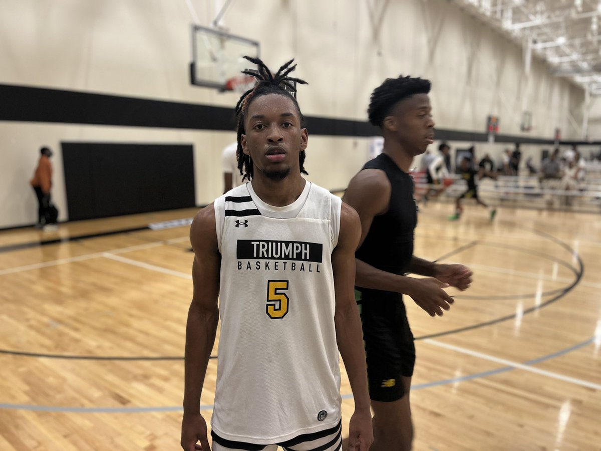 GASOLyndon's tweet photo. #GASOMEM23 | Top Performer 🌟

@iamgbanks2 - @TriumphBasketb1 
2024 - @SGPBasketball 

• Powerful driver that gets to the rim
• Crafty finished with either hand

Follow below for more standout prospects from the Memorial Day #GASO https://t.co/s0jolh510A