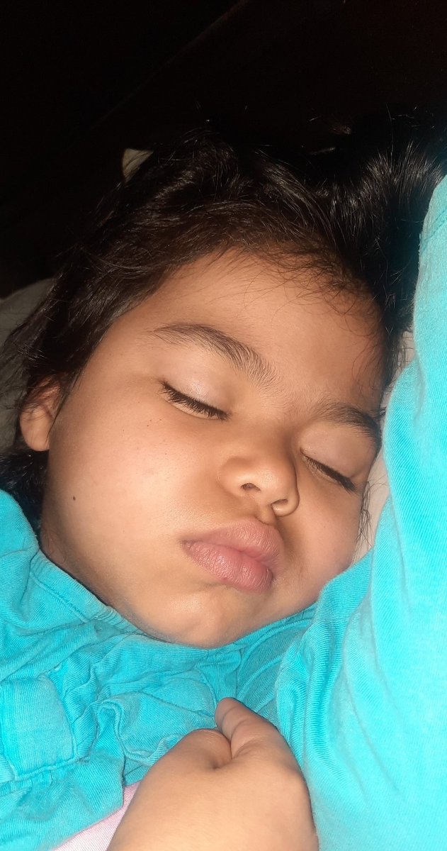 mariani87784922's tweet photo. Bendecida noche🙏💙 necesito de su ayuda con un rt para llegar a angeles dispuestos a colaborar 🙏 amerito: tratamientos,terapias,viajar en unos día para retirar yeso,ferula,consulta cada aporte suma 🙏 https://t.co/AeB9aPViVd
