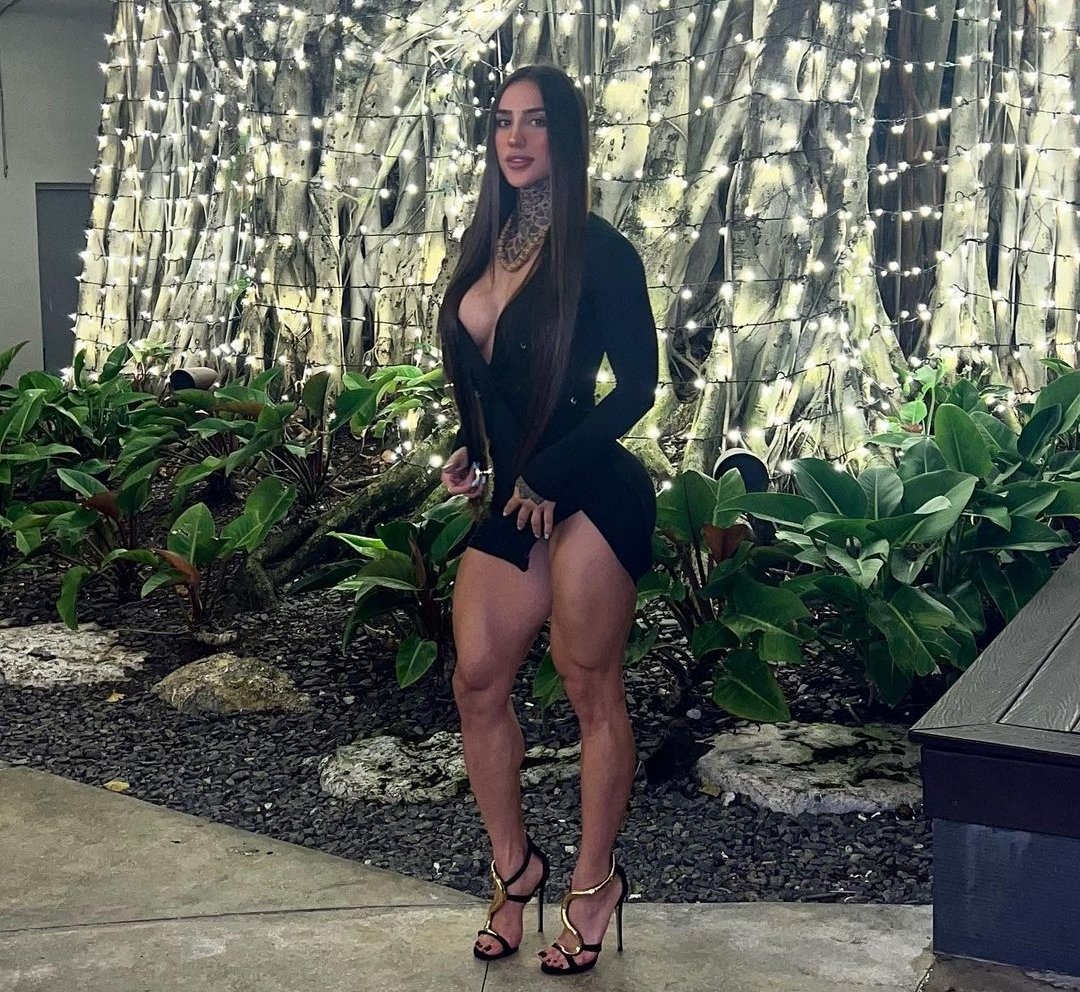 Bakharnabieva's tweet photo. Dont waste your time on searching 😉 and take a look on this Summer department on: https://t.co/MRqTTBdcwx https://t.co/33Qh4BvQOm